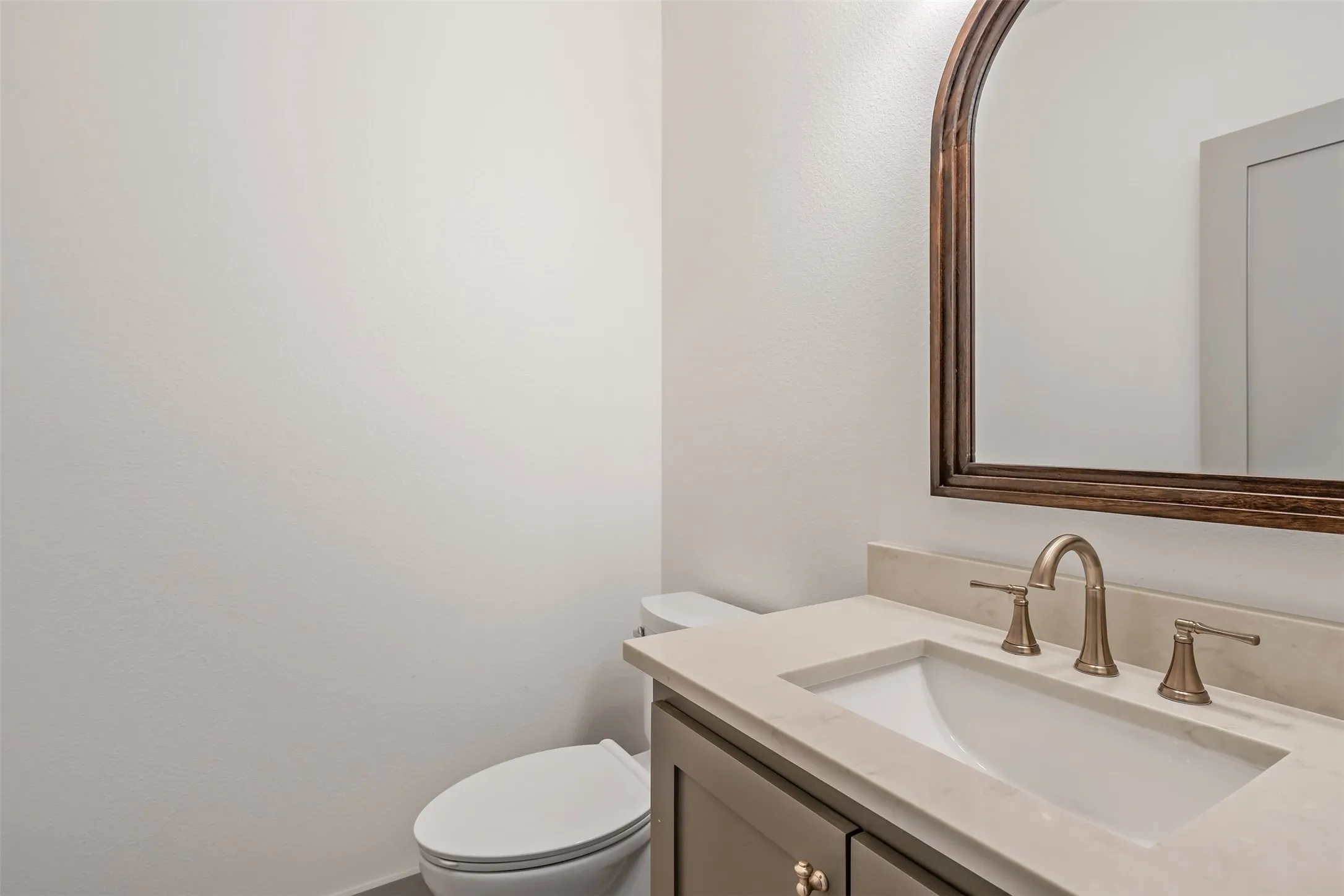 Single Family Residence For Sale in Smith County , 14009 Hidden Brook, Flint, Texas 75762, 5 Bedroom, 5 Bathroom, 2 Garage spaces, 2,764 Sqft, built in 2026, mls#21391786, Real Estate Agent in Flint, Homes For Sale in Smith county, Homes For Sale in Flint, Realtor in Flint Texas, Real Estate Brokerage Independent Realty Texas, Luminita Cordes Realtor