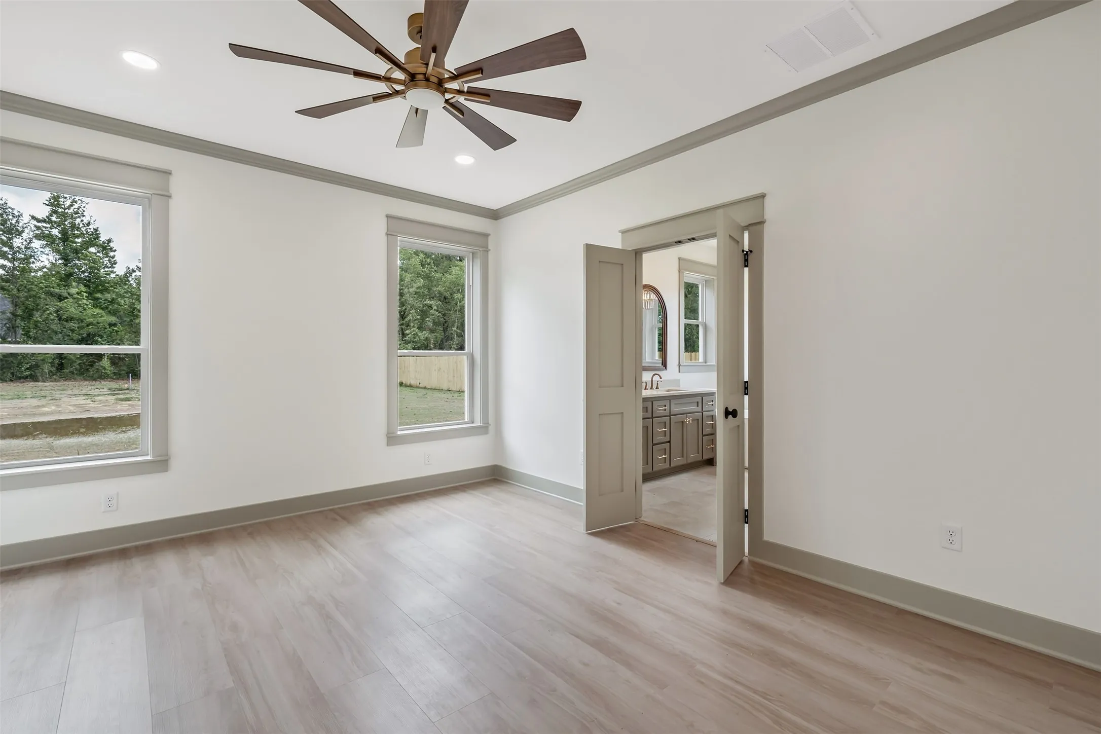 Single Family Residence For Sale in Smith County , 14009 Hidden Brook, Flint, Texas 75762, 5 Bedroom, 5 Bathroom, 2 Garage spaces, 2,764 Sqft, built in 2026, mls#21391786, Real Estate Agent in Flint, Homes For Sale in Smith county, Homes For Sale in Flint, Realtor in Flint Texas, Real Estate Brokerage Independent Realty Texas, Luminita Cordes Realtor
