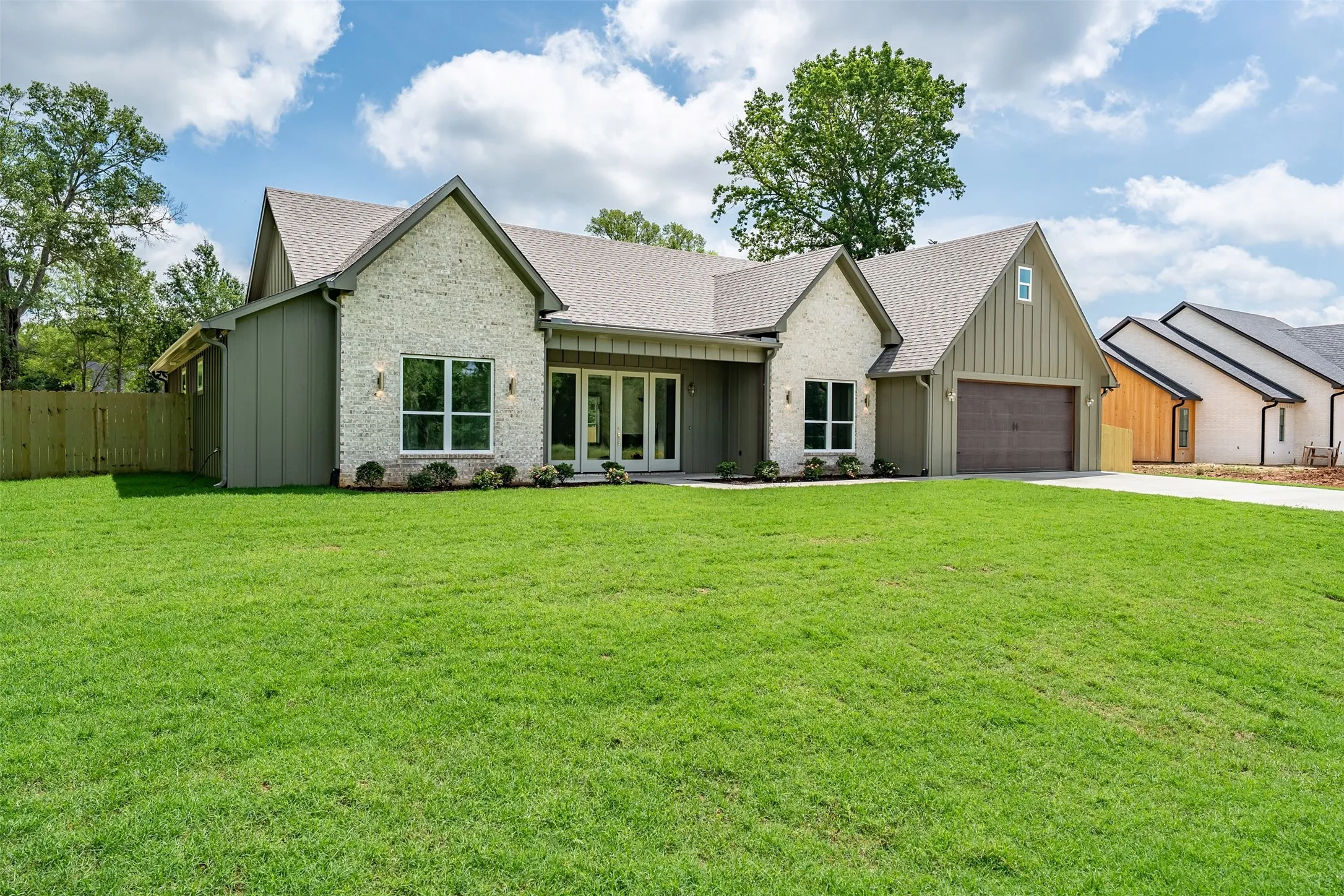 Single Family Residence For Sale in Smith County , 14009 Hidden Brook, Flint, Texas 75762, 5 Bedroom, 5 Bathroom, 2 Garage spaces, 2,764 Sqft, built in 2026, mls#21391786, Real Estate Agent in Flint, Homes For Sale in Smith county, Homes For Sale in Flint, Realtor in Flint Texas, Real Estate Brokerage Independent Realty Texas, Luminita Cordes Realtor