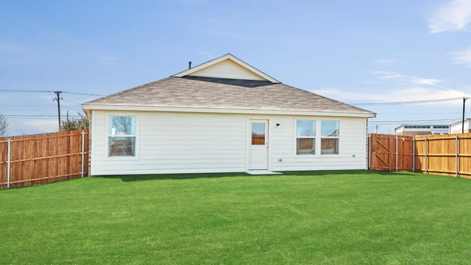 Single Family Residence For Rent in Ellis County , 1208 Wildflower Street, Ennis, Texas 75119, 3 Bedroom, 2 Bathroom, 2 Garage spaces, 1,302 Sqft, built in 2021, mls#21391791, Real Estate Agent in Ennis, Homes For Rent in Ellis county, Homes For Rent in Ennis, Realtor in Ennis Texas, Real Estate Brokerage Independent Realty Texas, Luminita Cordes Realtor