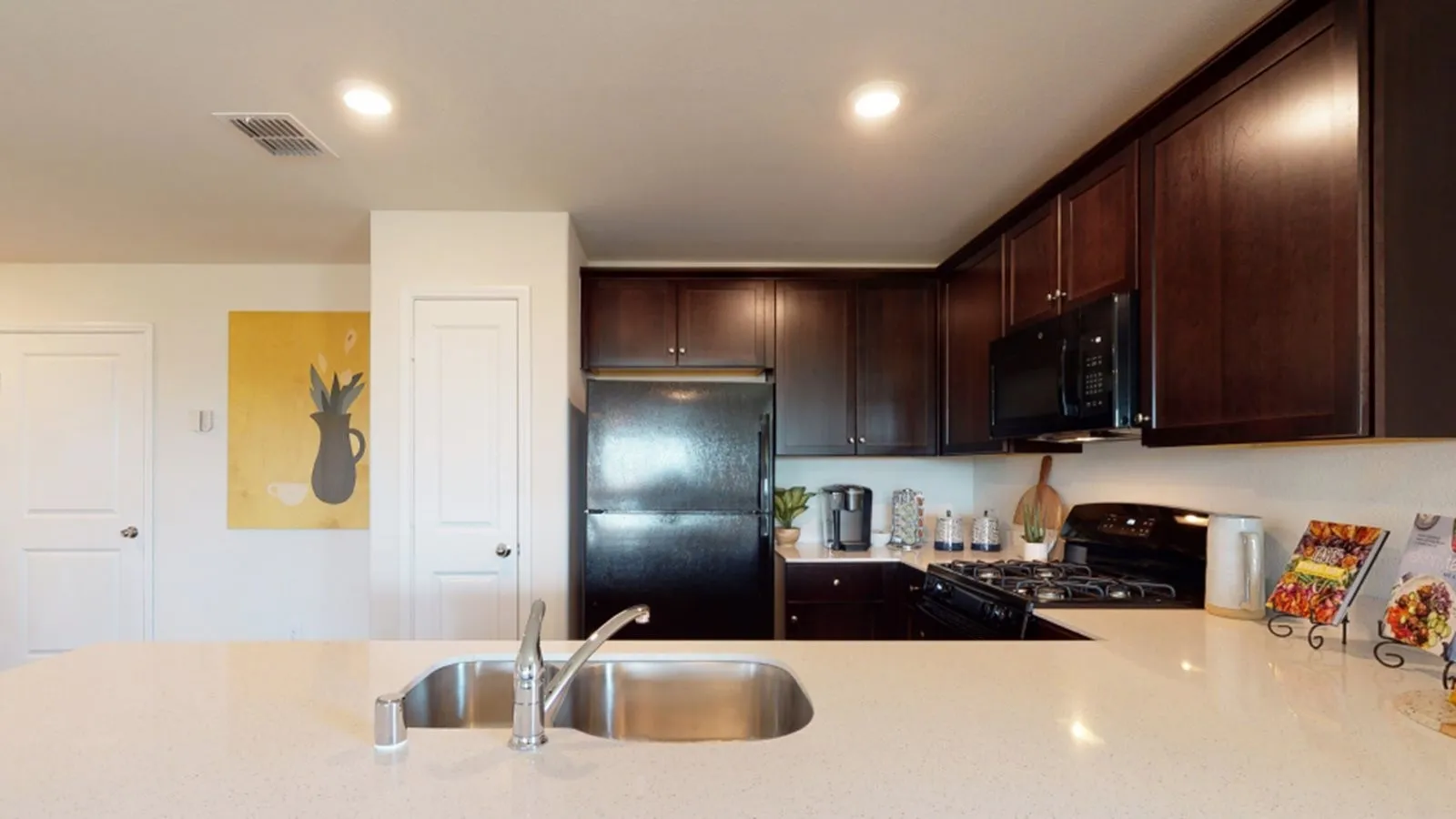 Single Family Residence For Rent in Ellis County , 1208 Wildflower Street, Ennis, Texas 75119, 3 Bedroom, 2 Bathroom, 2 Garage spaces, 1,302 Sqft, built in 2021, mls#21391791, Real Estate Agent in Ennis, Homes For Rent in Ellis county, Homes For Rent in Ennis, Realtor in Ennis Texas, Real Estate Brokerage Independent Realty Texas, Luminita Cordes Realtor