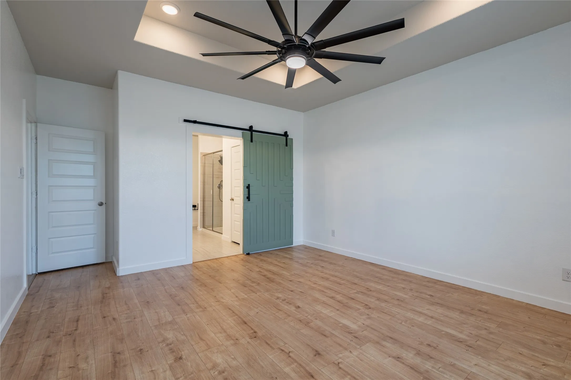 Single Family Residence For Rent in Grayson County , 970 Hurstwood Drive, Van Alstyne, Texas 75495, 4 Bedroom, 2 Bathroom, 3 Garage spaces, 1,952 Sqft, built in 2023, mls#21391789, Real Estate Agent in Van Alstyne, Homes For Rent in Grayson county, Homes For Rent in Van Alstyne, Realtor in Van Alstyne Texas, Real Estate Brokerage Independent Realty Texas, Luminita Cordes Realtor