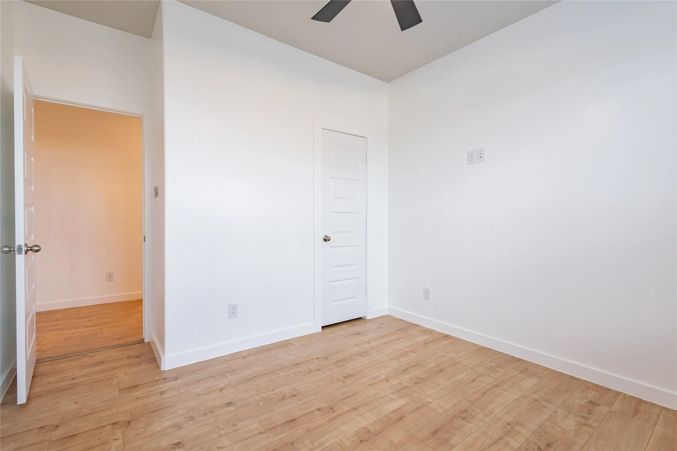 Single Family Residence For Rent in Grayson County , 970 Hurstwood Drive, Van Alstyne, Texas 75495, 4 Bedroom, 2 Bathroom, 3 Garage spaces, 1,952 Sqft, built in 2023, mls#21391789, Real Estate Agent in Van Alstyne, Homes For Rent in Grayson county, Homes For Rent in Van Alstyne, Realtor in Van Alstyne Texas, Real Estate Brokerage Independent Realty Texas, Luminita Cordes Realtor