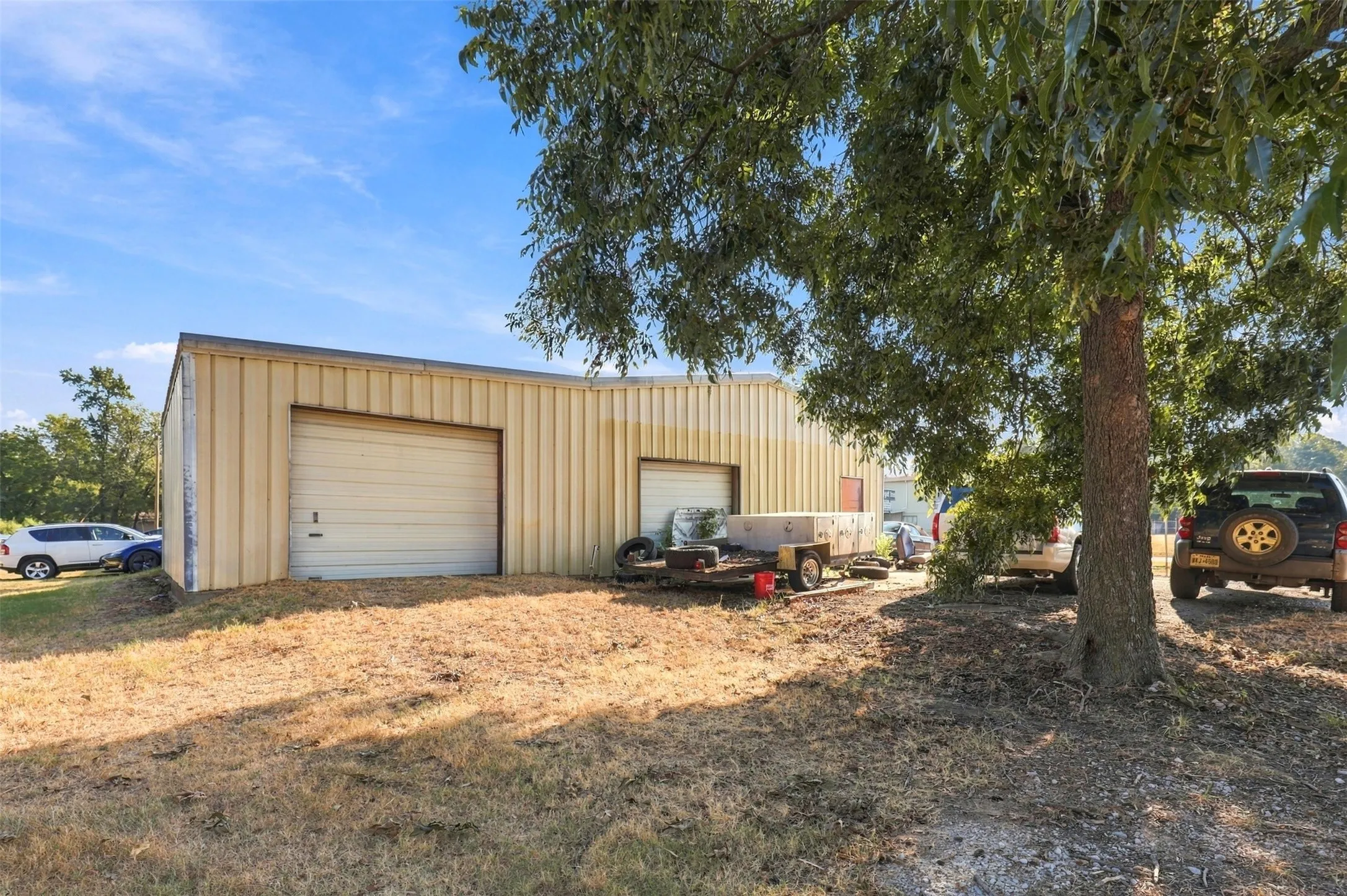 Office For Sale in Camp County , 511 S Greer, Pittsburg, Texas 75686, 0, 0, Garage spaces, 0 Sqft, built in 1962, mls#21391805, Real Estate Agent in Pittsburg, Homes For Sale in Camp county, Homes For Sale in Pittsburg, Realtor in Pittsburg Texas, Real Estate Brokerage Independent Realty Texas, Luminita Cordes Realtor