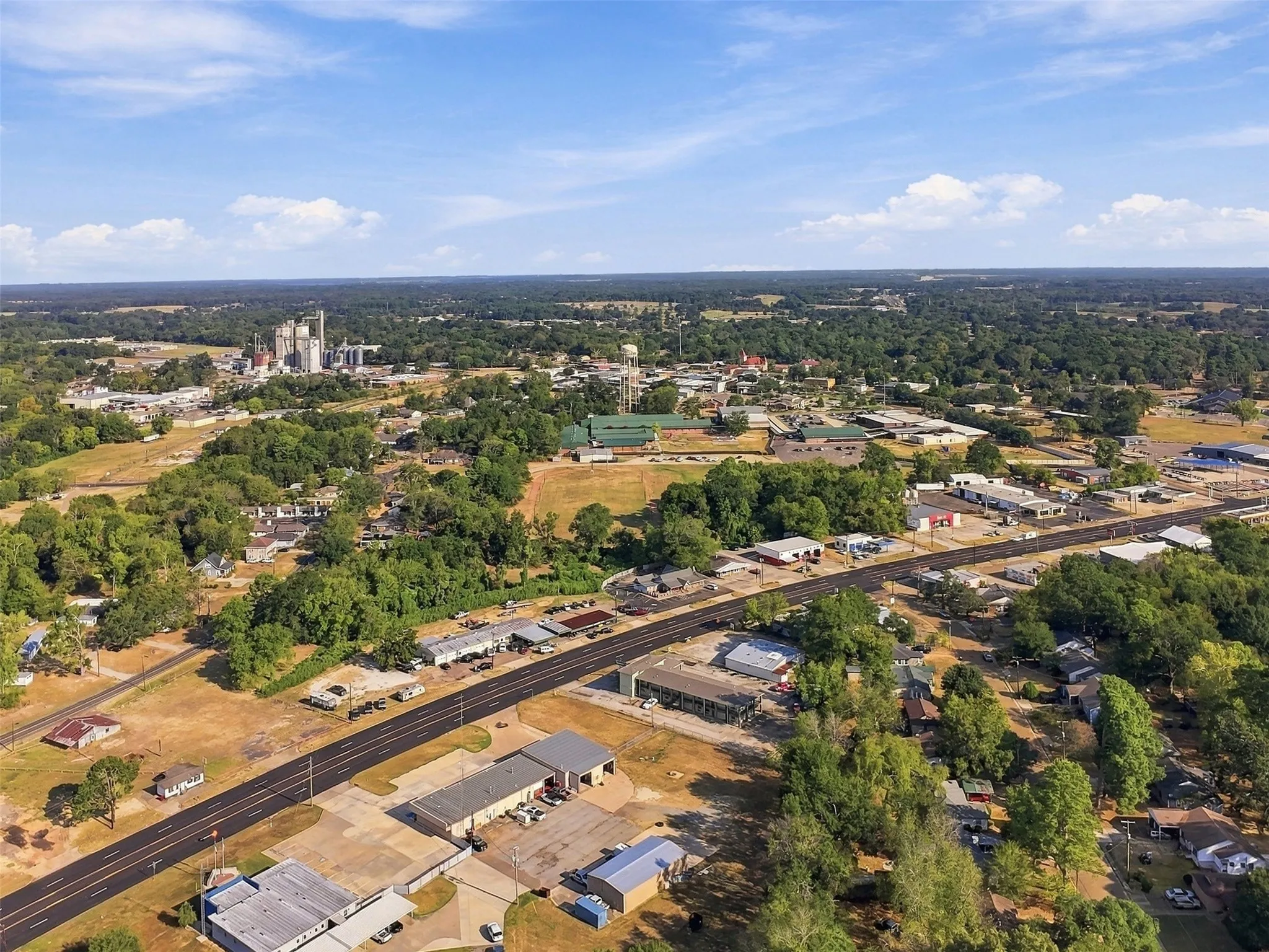 Office For Sale in Camp County , 511 S Greer, Pittsburg, Texas 75686, 0, 0, Garage spaces, 0 Sqft, built in 1962, mls#21391805, Real Estate Agent in Pittsburg, Homes For Sale in Camp county, Homes For Sale in Pittsburg, Realtor in Pittsburg Texas, Real Estate Brokerage Independent Realty Texas, Luminita Cordes Realtor
