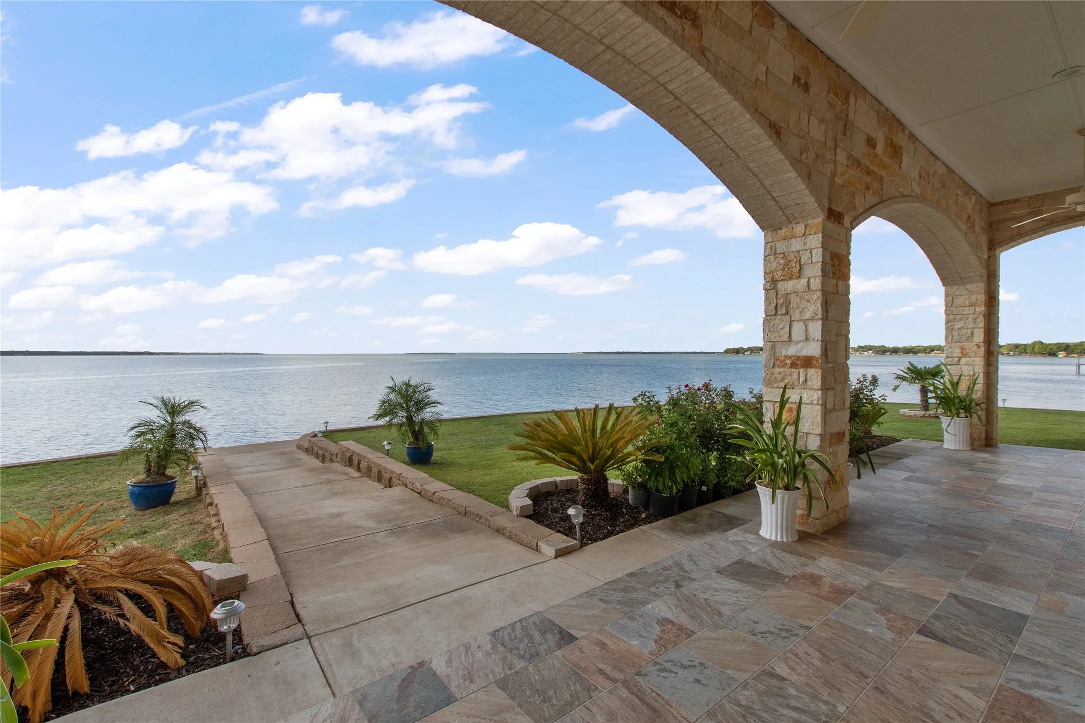 Single Family Residence For Sale