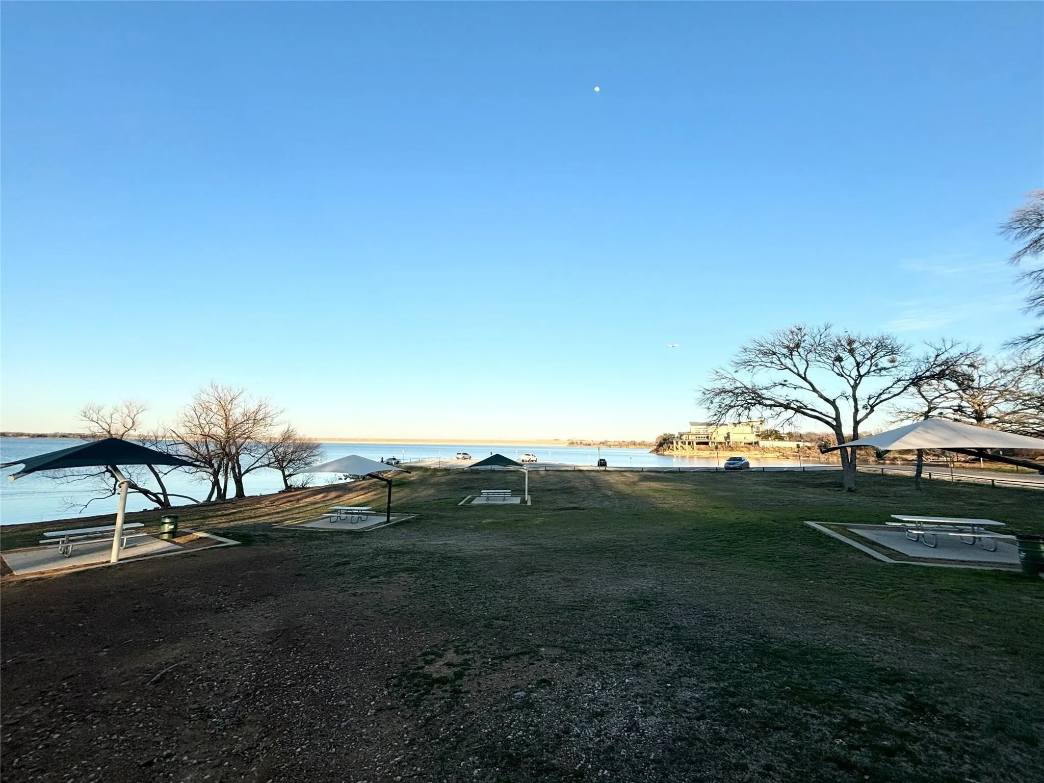 Apartment For Rent in Tarrant County , 1705 Chris Craft Drive 4, Grapevine, Texas 76051, 2 Bedroom, 1 Bathroom, Garage spaces, 650 Sqft, built in 1966, mls#21391814, Real Estate Agent in Grapevine, Homes For Rent in Tarrant county, Homes For Rent in Grapevine, Realtor in Grapevine Texas, Real Estate Brokerage Independent Realty Texas, Luminita Cordes Realtor