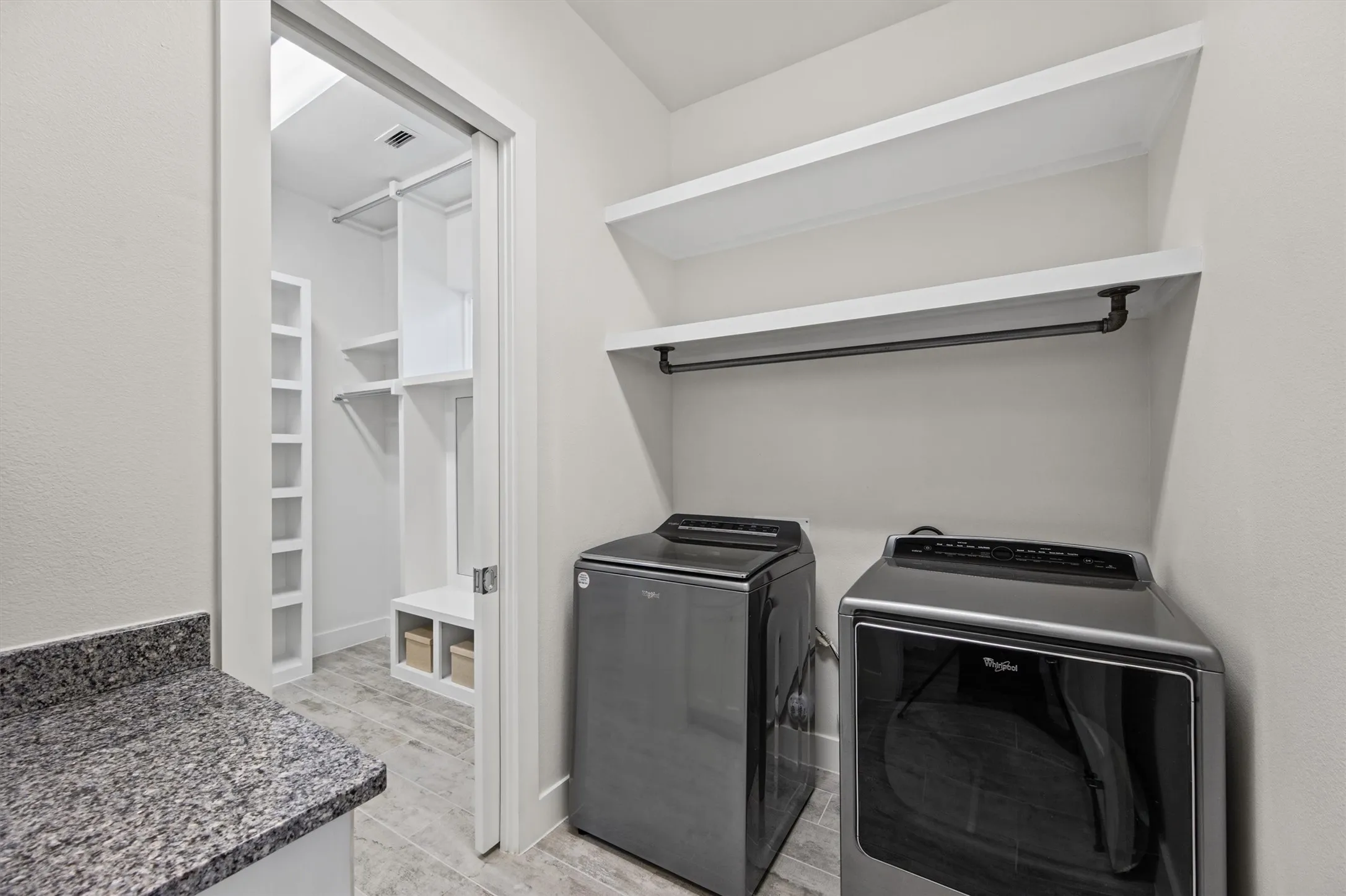 Single Family Residence For Sale in Dallas County , 8655 Forest Hills Boulevard, Dallas, Texas 75218, 3 Bedroom, 3 Bathroom, 2 Garage spaces, 2,542 Sqft, built in 2017, mls#21389985, Real Estate Agent in Dallas, Homes For Sale in Dallas county, Homes For Sale in Dallas, Realtor in Dallas Texas, Real Estate Brokerage Independent Realty Texas, Luminita Cordes Realtor