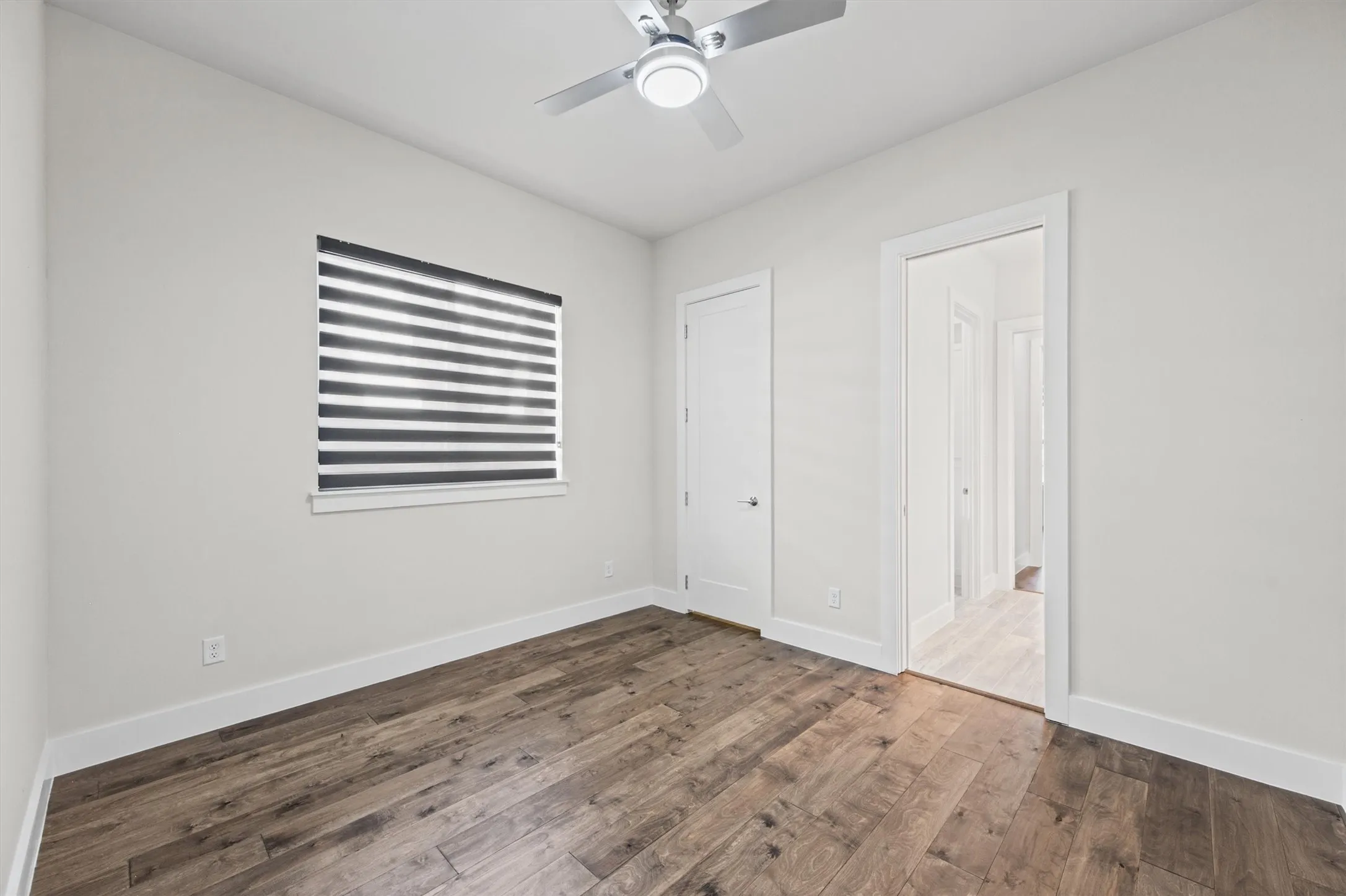 Single Family Residence For Sale in Dallas County , 8655 Forest Hills Boulevard, Dallas, Texas 75218, 3 Bedroom, 3 Bathroom, 2 Garage spaces, 2,542 Sqft, built in 2017, mls#21389985, Real Estate Agent in Dallas, Homes For Sale in Dallas county, Homes For Sale in Dallas, Realtor in Dallas Texas, Real Estate Brokerage Independent Realty Texas, Luminita Cordes Realtor