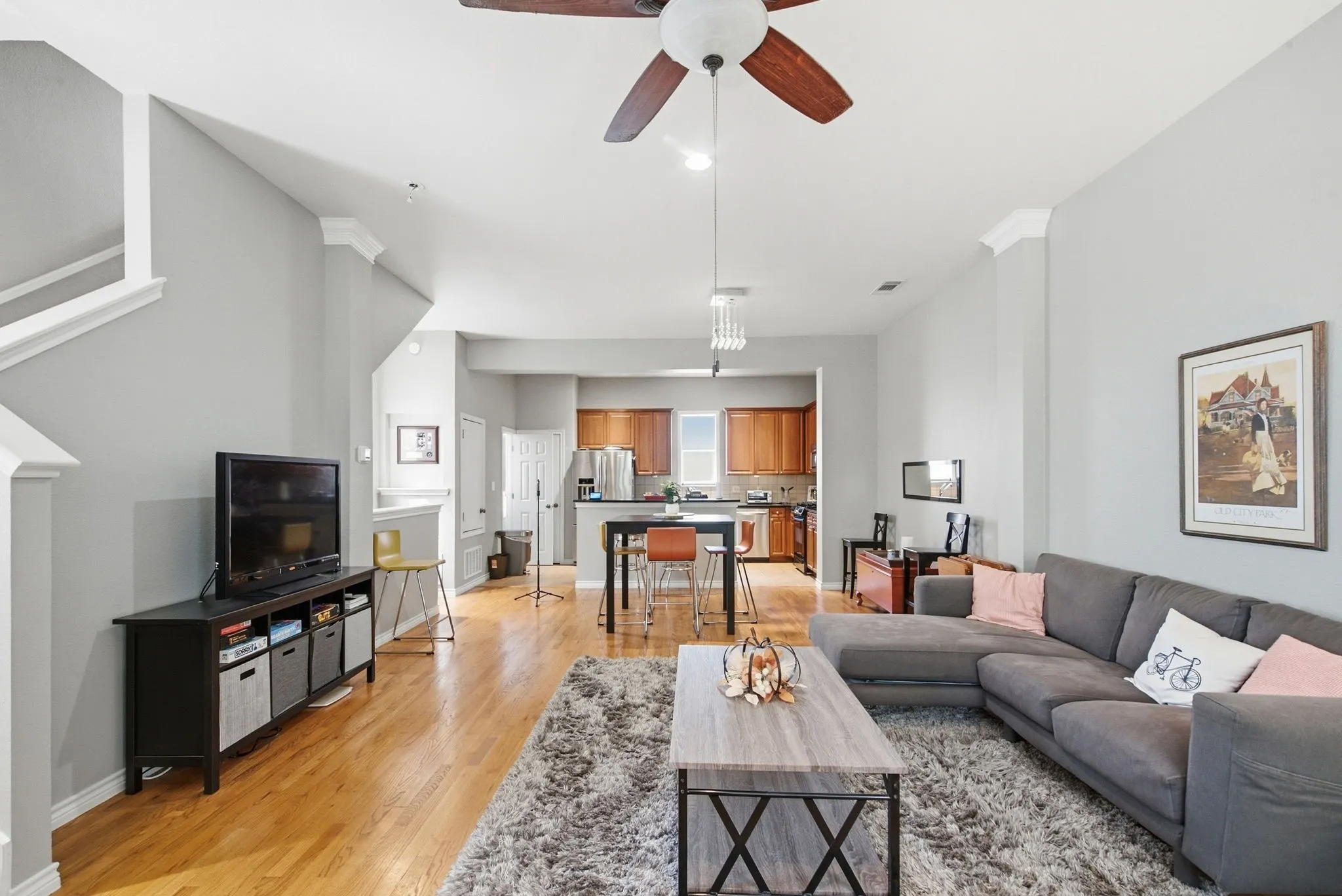 Condominium For Sale in Tarrant County , 3815 Birkdale Drive, Fort Worth, Texas 76116, 2 Bedroom, 3 Bathroom, 2 Garage spaces, 1,603 Sqft, built in 2005, mls#21391206, Real Estate Agent in Fort Worth, Homes For Sale in Tarrant county, Homes For Sale in Fort Worth, Realtor in Fort Worth Texas, Real Estate Brokerage Independent Realty Texas, Luminita Cordes Realtor