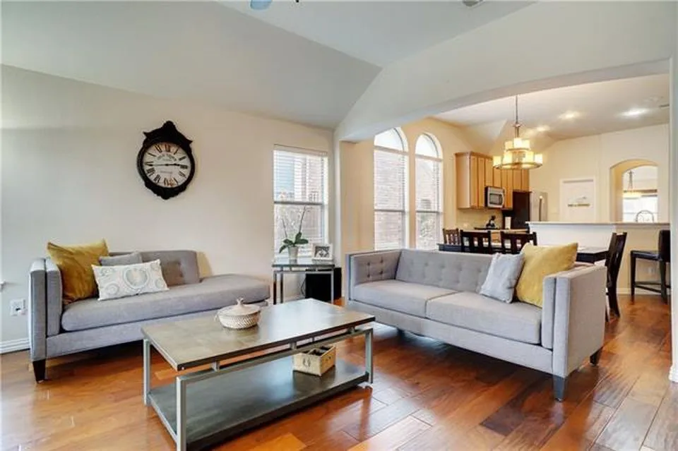 Single Family Residence For Rent in Tarrant County , 1709 Imperial Springs Drive, Keller, Texas 76248, 4 Bedroom, 2 Bathroom, 2 Garage spaces, 2,180 Sqft, built in 2008, mls#21387641, Real Estate Agent in Keller, Homes For Rent in Tarrant county, Homes For Rent in Keller, Realtor in Keller Texas, Real Estate Brokerage Independent Realty Texas, Luminita Cordes Realtor