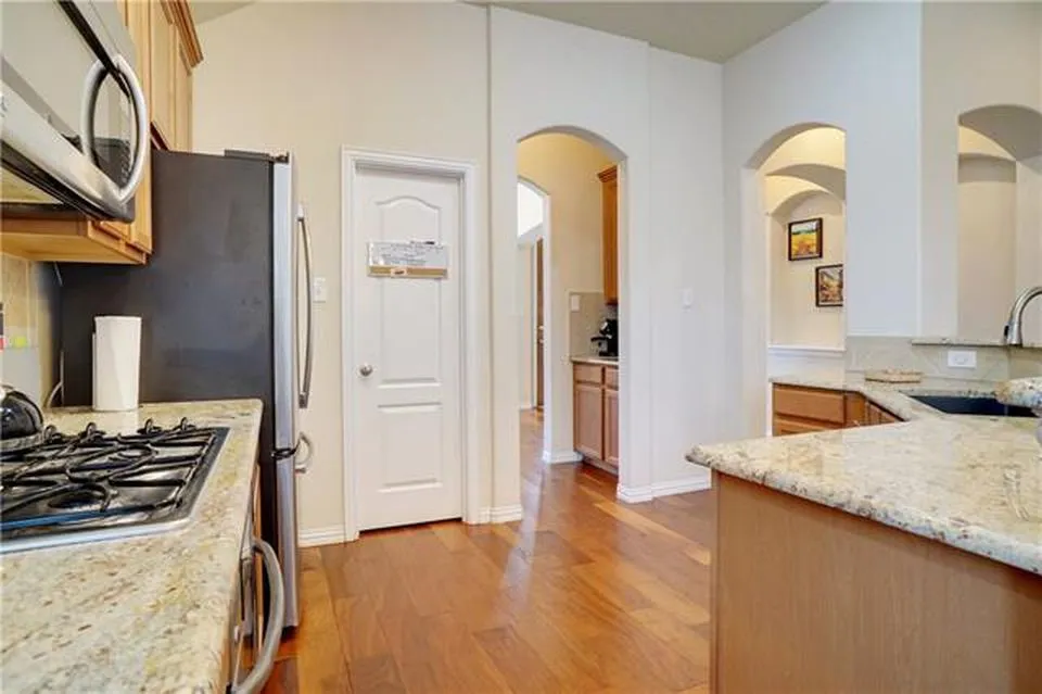 Single Family Residence For Rent in Tarrant County , 1709 Imperial Springs Drive, Keller, Texas 76248, 4 Bedroom, 2 Bathroom, 2 Garage spaces, 2,180 Sqft, built in 2008, mls#21387641, Real Estate Agent in Keller, Homes For Rent in Tarrant county, Homes For Rent in Keller, Realtor in Keller Texas, Real Estate Brokerage Independent Realty Texas, Luminita Cordes Realtor