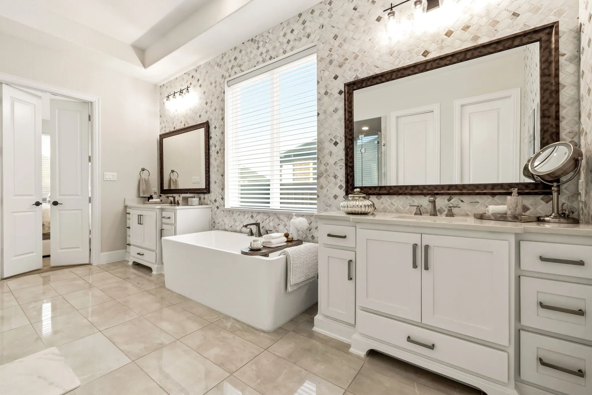 Single Family Residence For Rent in Denton County , 4511 Walnut Grove Lane, Prosper, Texas 75078, 5 Bedroom, 4 Bathroom, 3 Garage spaces, 3,583 Sqft, built in 2022, mls#21391774, Real Estate Agent in Prosper, Homes For Rent in Denton county, Homes For Rent in Prosper, Realtor in Prosper Texas, Real Estate Brokerage Independent Realty Texas, Luminita Cordes Realtor