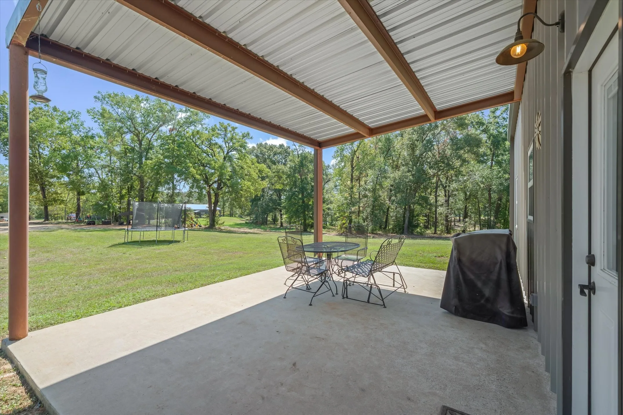 Single Family Residence For Sale in Van Zandt County , 1137 VZ County Road 4602, Ben Wheeler, Texas 75754, 3 Bedroom, 2 Bathroom, Garage spaces, 2,000 Sqft, built in 2019, mls#21389328, Real Estate Agent in Ben Wheeler, Homes For Sale in Van Zandt county, Homes For Sale in Ben Wheeler, Realtor in Ben Wheeler Texas, Real Estate Brokerage Independent Realty Texas, Luminita Cordes Realtor