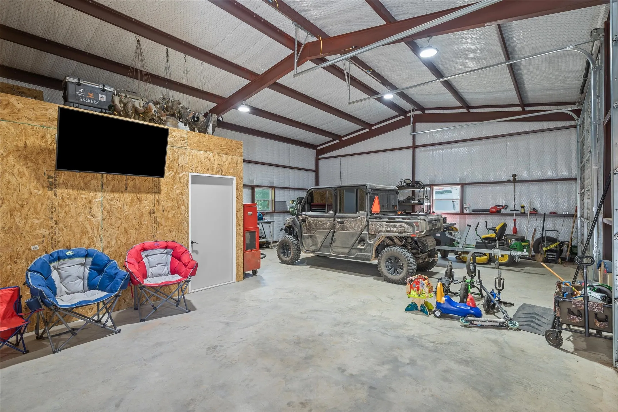 Single Family Residence For Sale in Van Zandt County , 1137 VZ County Road 4602, Ben Wheeler, Texas 75754, 3 Bedroom, 2 Bathroom, Garage spaces, 2,000 Sqft, built in 2019, mls#21389328, Real Estate Agent in Ben Wheeler, Homes For Sale in Van Zandt county, Homes For Sale in Ben Wheeler, Realtor in Ben Wheeler Texas, Real Estate Brokerage Independent Realty Texas, Luminita Cordes Realtor