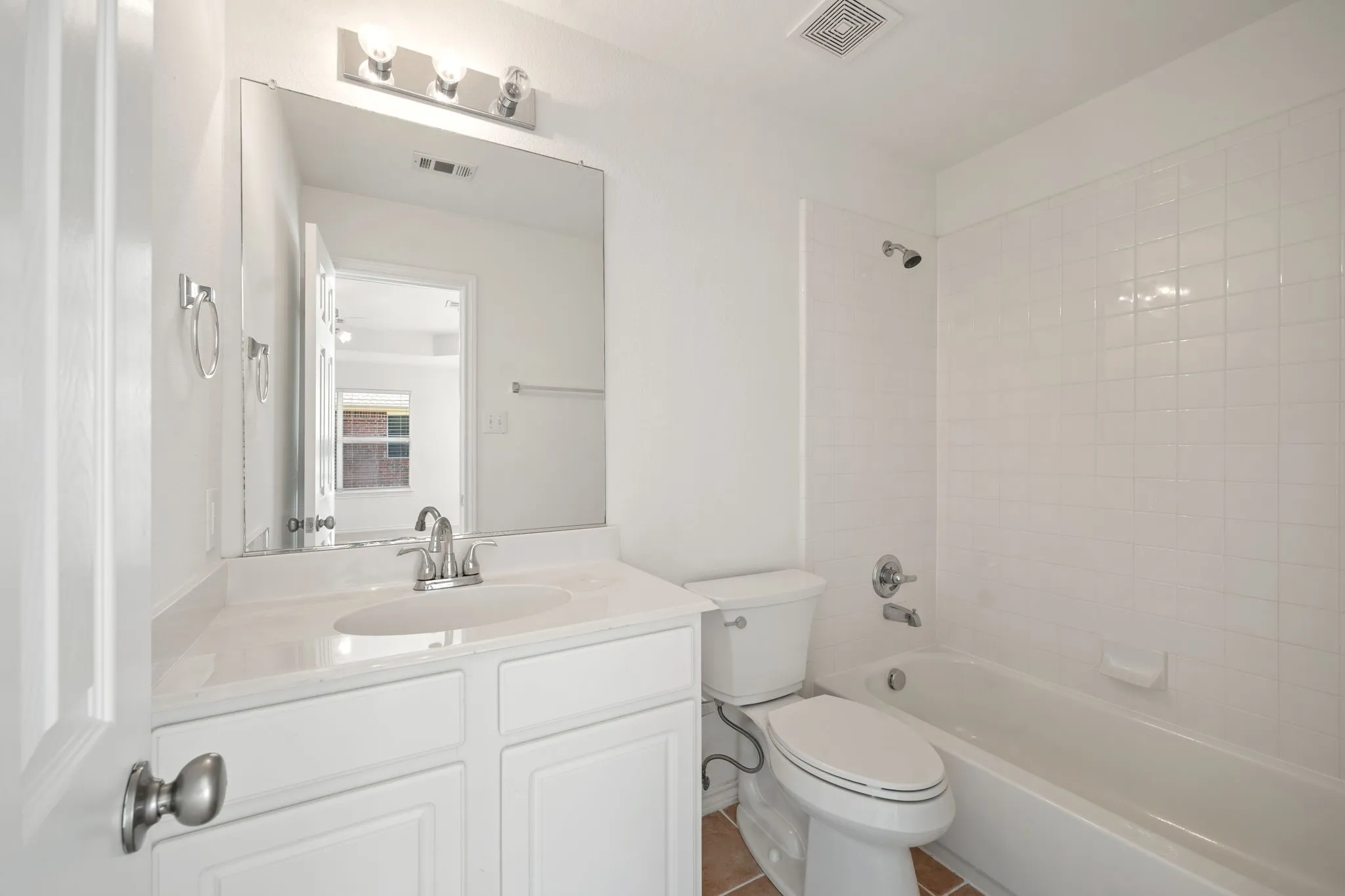 Single Family Residence For Sale in Collin County , 7209 Royal Glen Trail, Mc Kinney, Texas 75072, 3 Bedroom, 3 Bathroom, 2 Garage spaces, 2,994 Sqft, built in 2004, mls#21391106, Real Estate Agent in Mc Kinney, Homes For Sale in Collin county, Homes For Sale in Mc Kinney, Realtor in Mc Kinney Texas, Real Estate Brokerage Independent Realty Texas, Luminita Cordes Realtor