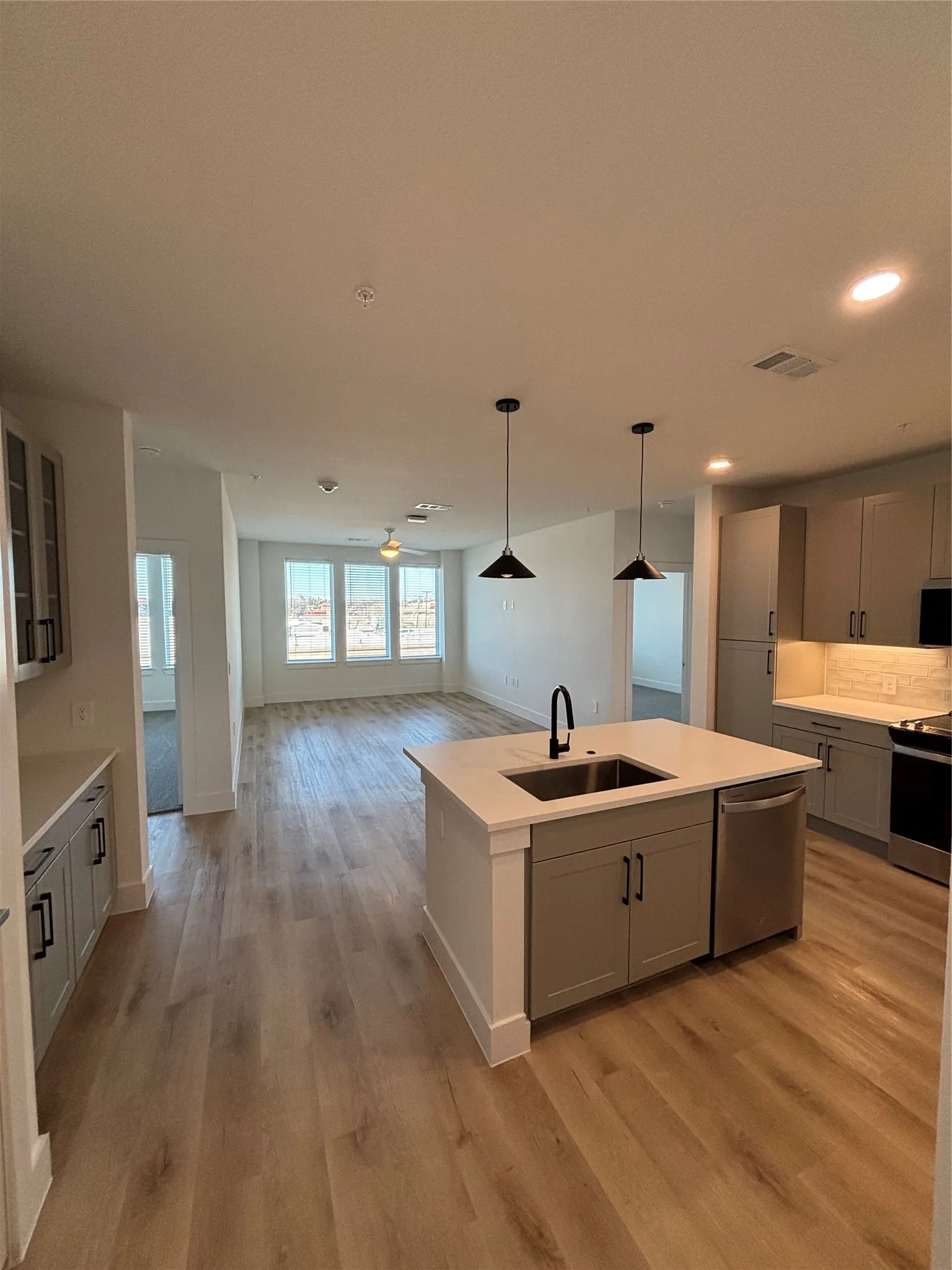 Apartment For Rent