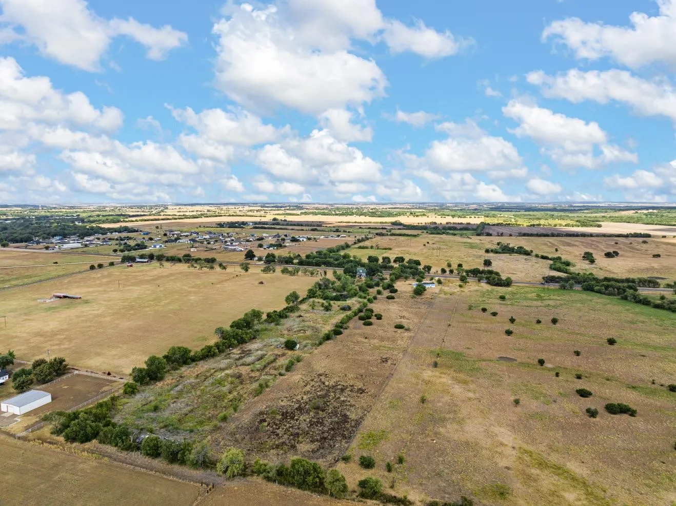Mobile Home For Sale in Mc Lennan County , 5415 Eddy Gatesville Parkway, Moody, Texas 76557, 4 Bedroom, 2 Bathroom, Garage spaces, 1,872 Sqft, built in 2013, mls#21391783, Real Estate Agent in Moody, Homes For Sale in Mc Lennan county, Homes For Sale in Moody, Realtor in Moody Texas, Real Estate Brokerage Independent Realty Texas, Luminita Cordes Realtor