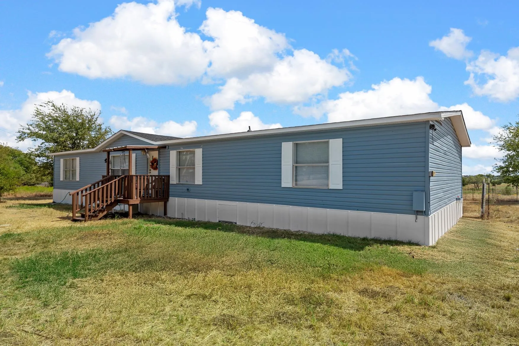 Mobile Home For Sale in Mc Lennan County , 5415 Eddy Gatesville Parkway, Moody, Texas 76557, 4 Bedroom, 2 Bathroom, Garage spaces, 1,872 Sqft, built in 2013, mls#21391783, Real Estate Agent in Moody, Homes For Sale in Mc Lennan county, Homes For Sale in Moody, Realtor in Moody Texas, Real Estate Brokerage Independent Realty Texas, Luminita Cordes Realtor