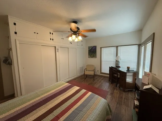 Single Family Residence For Rent in Tarrant County , 6870 Briar Road, Azle, Texas 76020, 1 Bedroom, 1 Bathroom, 2 Garage spaces, 825 Sqft, built in 1970, mls#21391826, Real Estate Agent in Azle, Homes For Rent in Tarrant county, Homes For Rent in Azle, Realtor in Azle Texas, Real Estate Brokerage Independent Realty Texas, Luminita Cordes Realtor