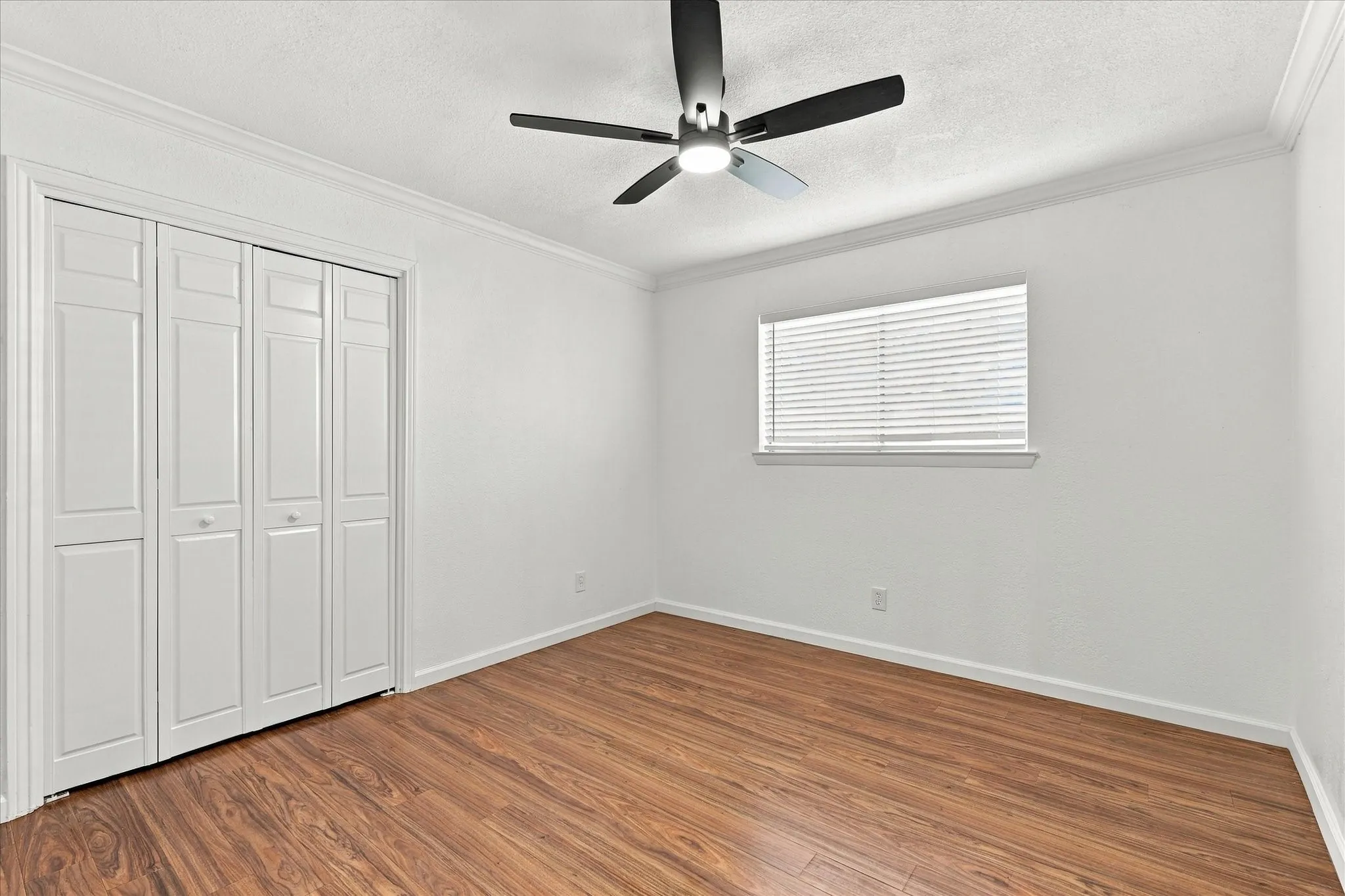 Single Family Residence For Sale in Hunt County , 6408 Chapman Drive, Greenville, Texas 75402, 4 Bedroom, 2 Bathroom, 2 Garage spaces, 2,097 Sqft, built in 1974, mls#21387230, Real Estate Agent in Greenville, Homes For Sale in Hunt county, Homes For Sale in Greenville, Realtor in Greenville Texas, Real Estate Brokerage Independent Realty Texas, Luminita Cordes Realtor