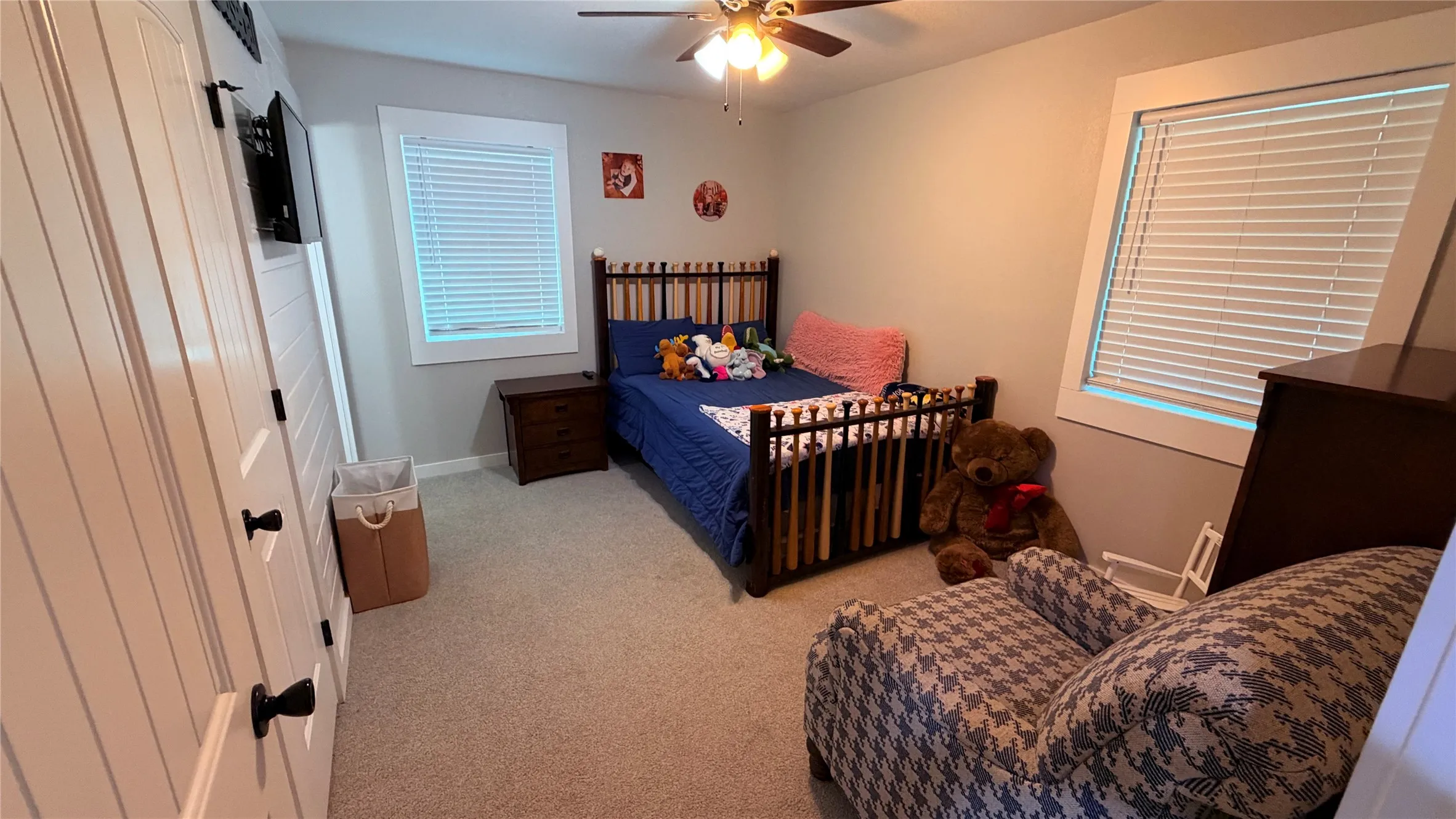 Single Family Residence For Sale in Fannin County , 328 County Road 4664, Leonard, Texas 75452, 4 Bedroom, 3 Bathroom, 1 Garage spaces, 1,932 Sqft, built in 1983, mls#21391855, Real Estate Agent in Leonard, Homes For Sale in Fannin county, Homes For Sale in Leonard, Realtor in Leonard Texas, Real Estate Brokerage Independent Realty Texas, Luminita Cordes Realtor