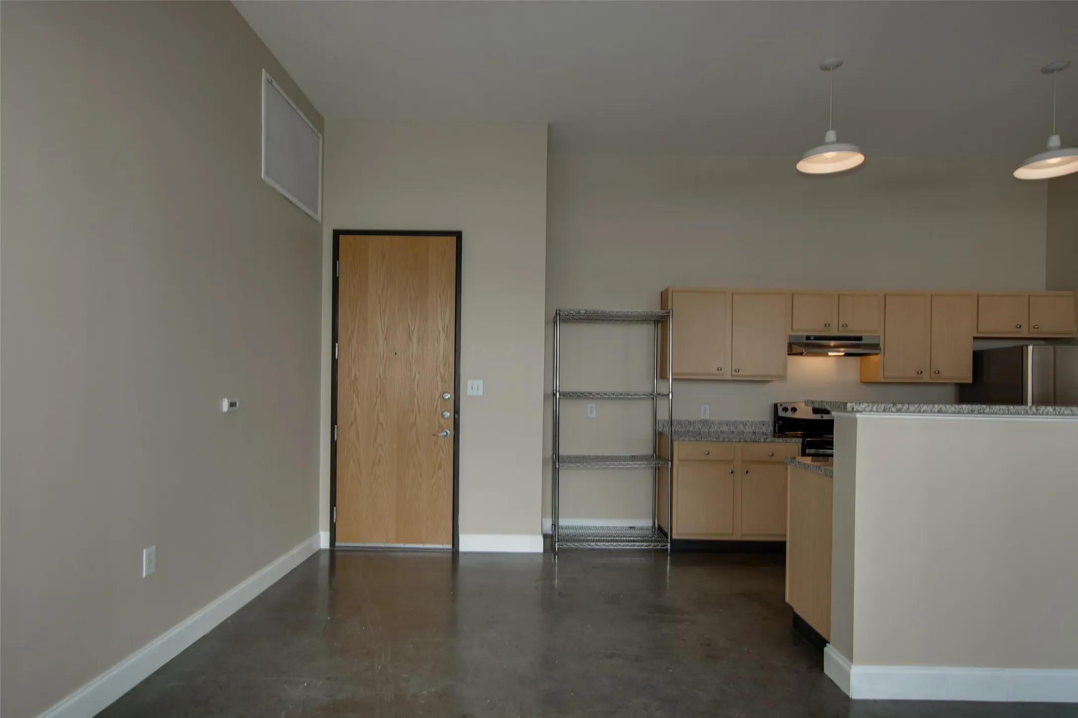 Condominium For Rent in Dallas County , 2502 Live Oak Street 336, Dallas, Texas 75204, 0, 1 Bathroom, 1 Garage spaces, 894 Sqft, built in 1998, mls#21391857, Real Estate Agent in Dallas, Homes For Rent in Dallas county, Homes For Rent in Dallas, Realtor in Dallas Texas, Real Estate Brokerage Independent Realty Texas, Luminita Cordes Realtor