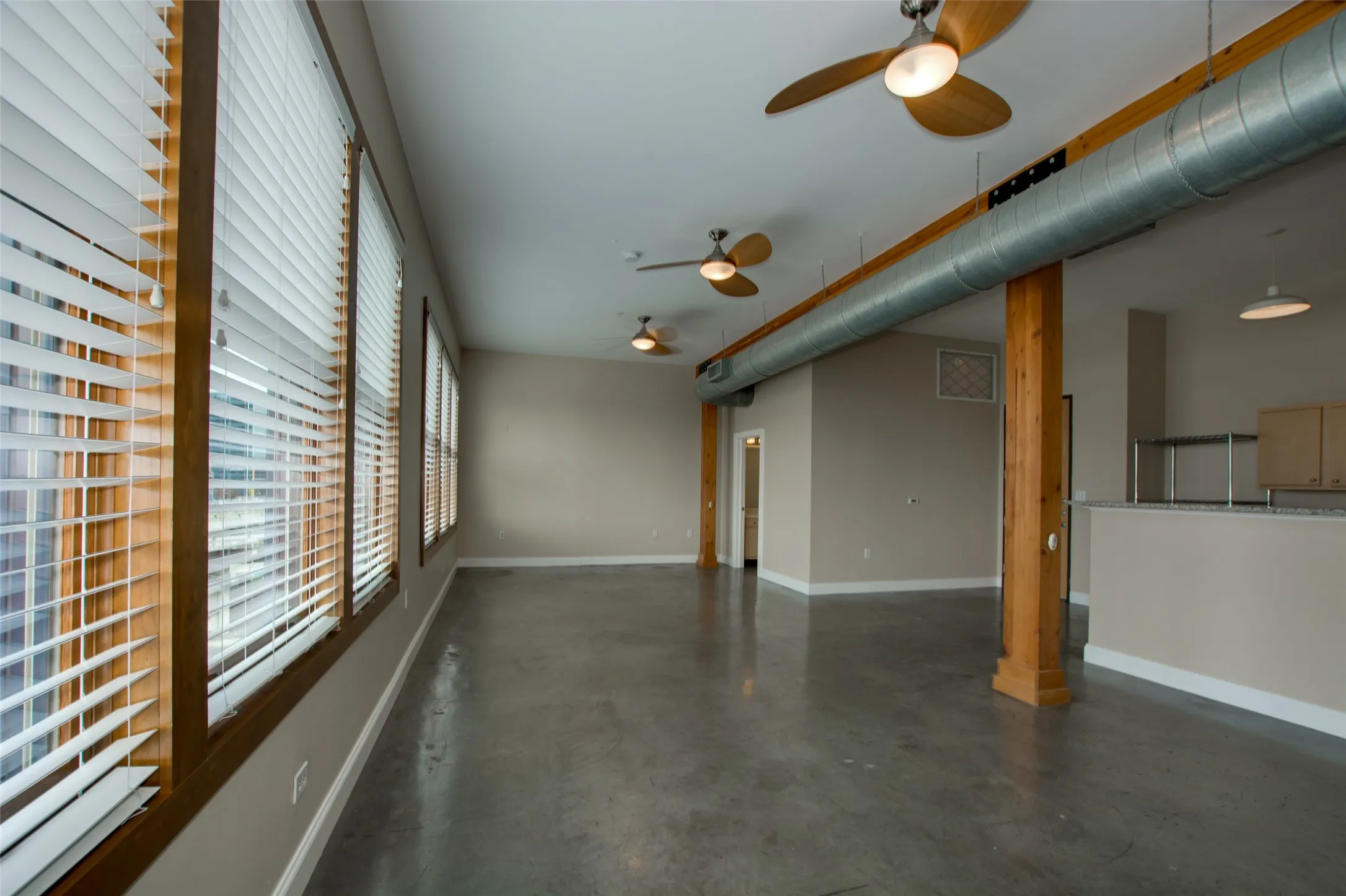 Condominium For Rent in Dallas County , 2502 Live Oak Street 336, Dallas, Texas 75204, 0, 1 Bathroom, 1 Garage spaces, 894 Sqft, built in 1998, mls#21391857, Real Estate Agent in Dallas, Homes For Rent in Dallas county, Homes For Rent in Dallas, Realtor in Dallas Texas, Real Estate Brokerage Independent Realty Texas, Luminita Cordes Realtor