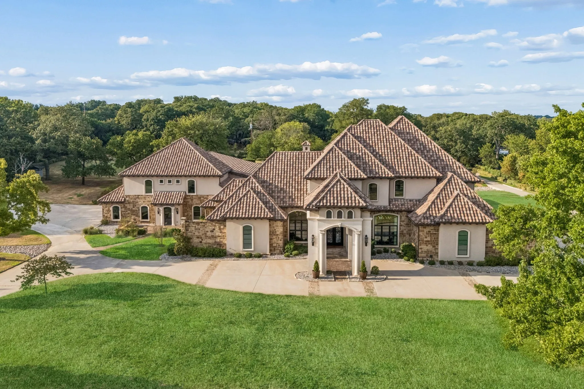 Stunning 4.5 Acre Estate