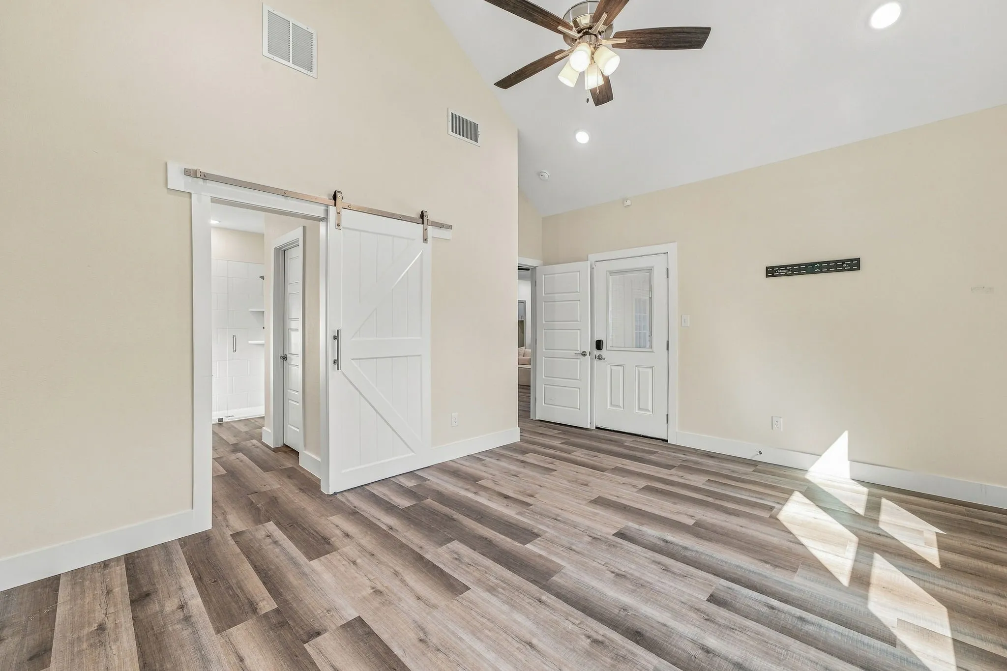 Single Family Residence For Sale in Hood County , 4825 Wichita Street, Granbury, Texas 76048, 3 Bedroom, 2 Bathroom, 2 Garage spaces, 1,634 Sqft, built in 2024, mls#21387297, Real Estate Agent in Granbury, Homes For Sale in Hood county, Homes For Sale in Granbury, Realtor in Granbury Texas, Real Estate Brokerage Independent Realty Texas, Luminita Cordes Realtor