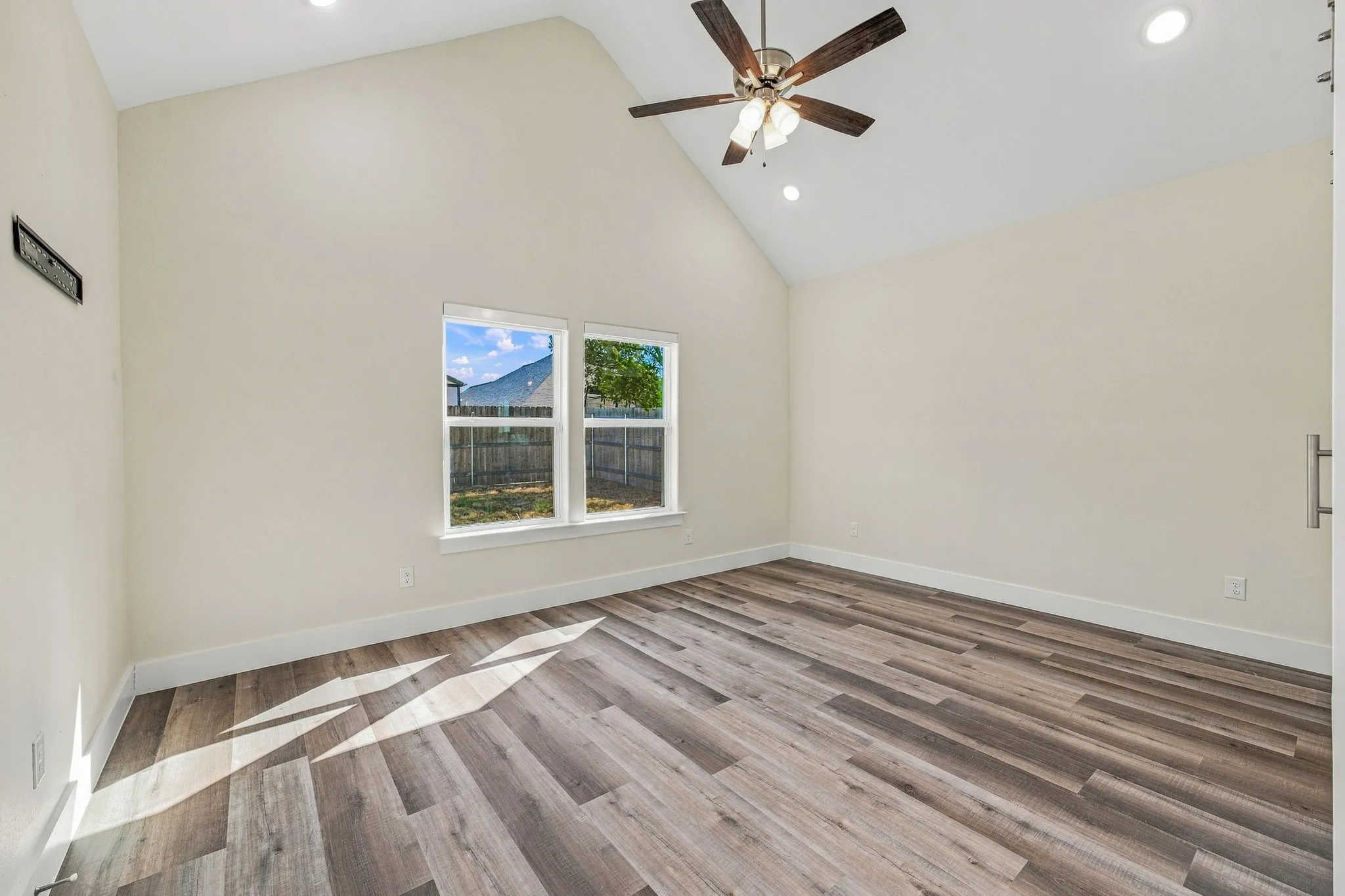 Single Family Residence For Sale in Hood County , 4825 Wichita Street, Granbury, Texas 76048, 3 Bedroom, 2 Bathroom, 2 Garage spaces, 1,634 Sqft, built in 2024, mls#21387297, Real Estate Agent in Granbury, Homes For Sale in Hood county, Homes For Sale in Granbury, Realtor in Granbury Texas, Real Estate Brokerage Independent Realty Texas, Luminita Cordes Realtor