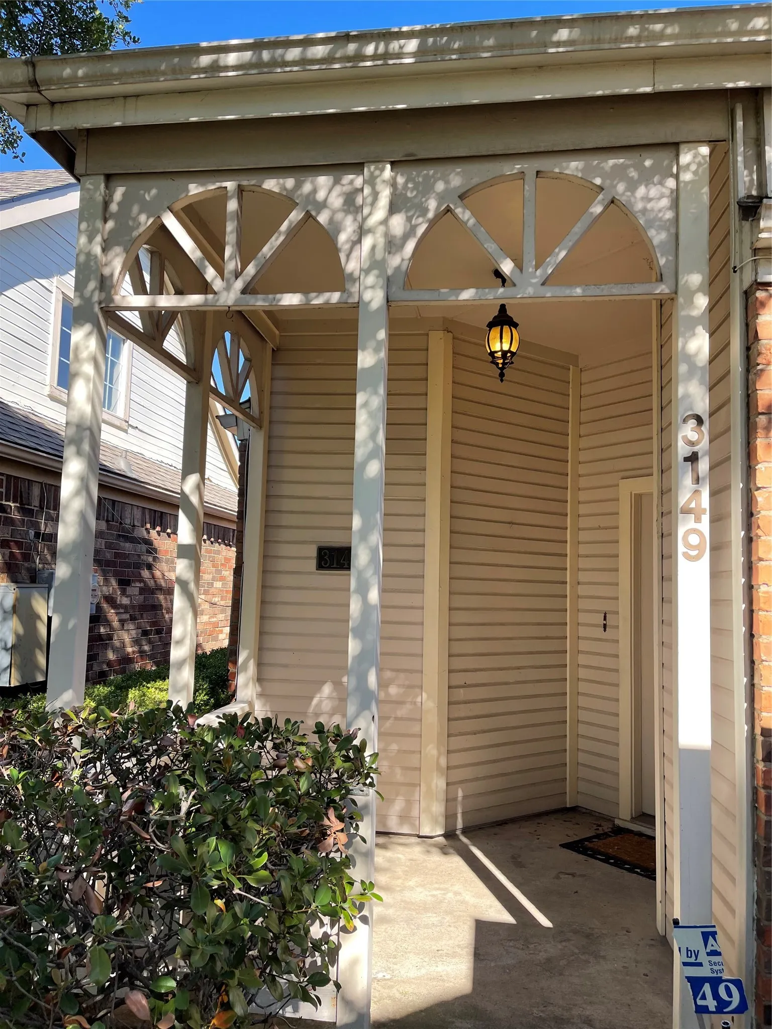 Single Family Residence For Rent