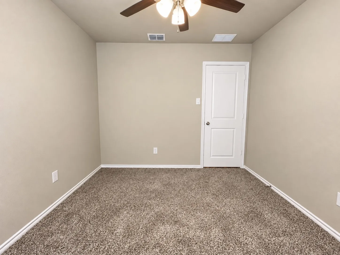 Single Family Residence For Rent in Denton County , 2721 Flowers Drive, Denton, Texas 76205, 4 Bedroom, 2 Bathroom, 2 Garage spaces, 1,671 Sqft, built in 2026, mls#21391873, Real Estate Agent in Denton, Homes For Rent in Denton county, Homes For Rent in Denton, Realtor in Denton Texas, Real Estate Brokerage Independent Realty Texas, Luminita Cordes Realtor