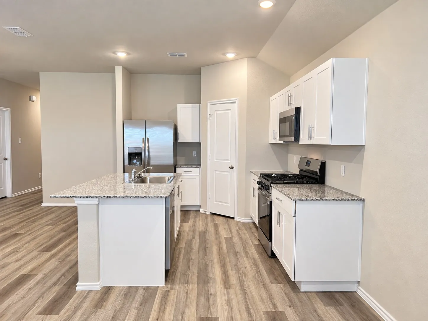 Single Family Residence For Rent in Denton County , 2721 Flowers Drive, Denton, Texas 76205, 4 Bedroom, 2 Bathroom, 2 Garage spaces, 1,671 Sqft, built in 2026, mls#21391873, Real Estate Agent in Denton, Homes For Rent in Denton county, Homes For Rent in Denton, Realtor in Denton Texas, Real Estate Brokerage Independent Realty Texas, Luminita Cordes Realtor
