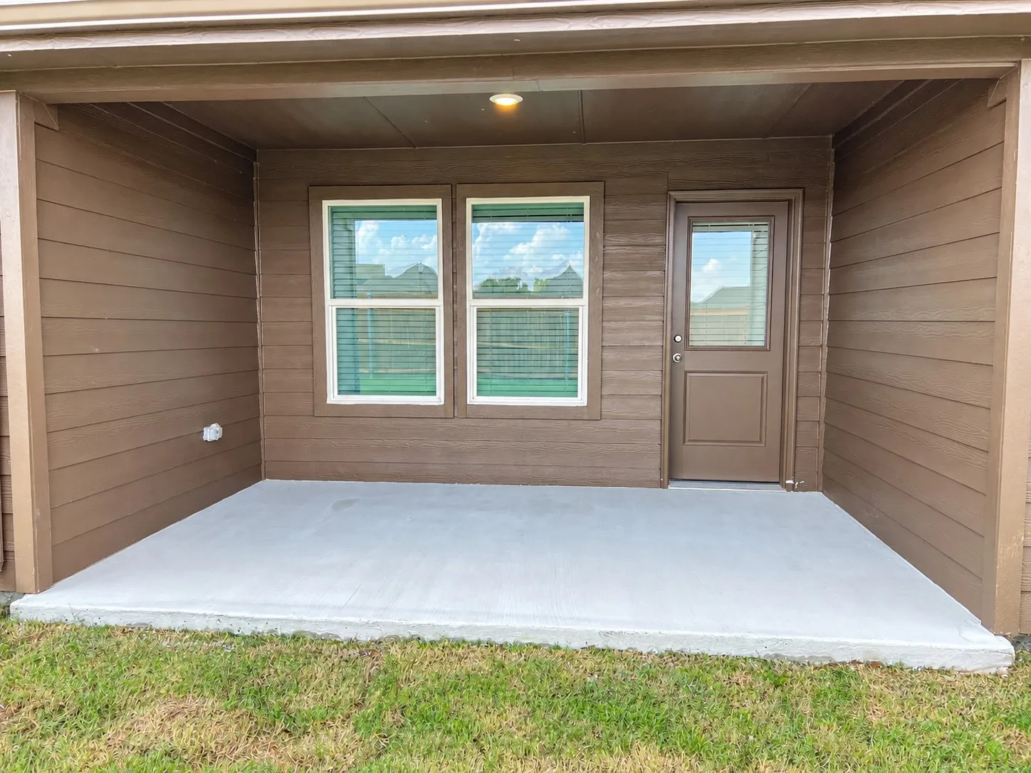 Single Family Residence For Rent in Denton County , 2721 Flowers Drive, Denton, Texas 76205, 4 Bedroom, 2 Bathroom, 2 Garage spaces, 1,671 Sqft, built in 2026, mls#21391873, Real Estate Agent in Denton, Homes For Rent in Denton county, Homes For Rent in Denton, Realtor in Denton Texas, Real Estate Brokerage Independent Realty Texas, Luminita Cordes Realtor