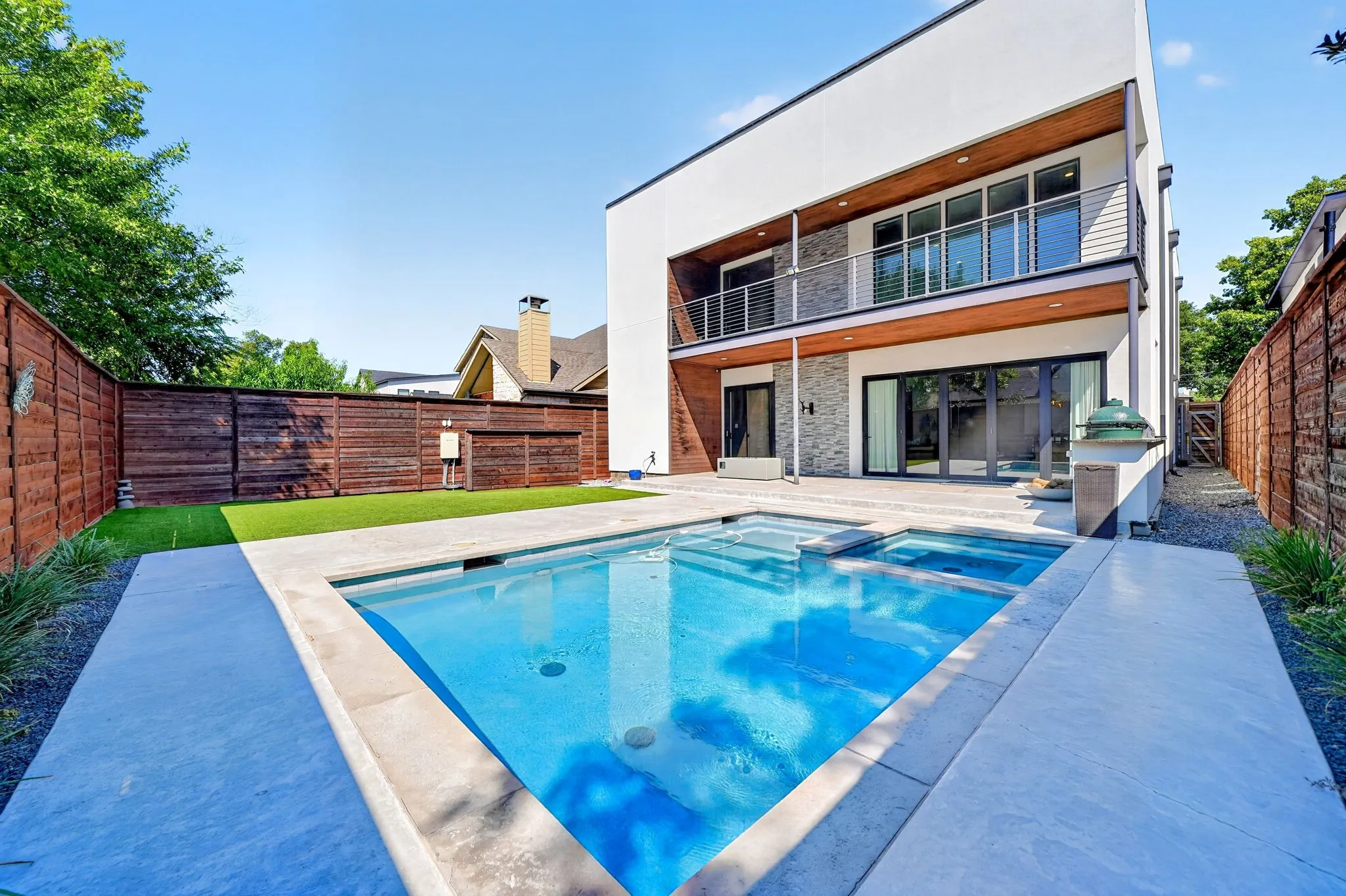 Single Family Residence For Sale in Dallas County , 4234 Merrell Road, Dallas, Texas 75229, 4 Bedroom, 5 Bathroom, 2 Garage spaces, 3,663 Sqft, built in 2018, mls#21391414, Real Estate Agent in Dallas, Homes For Sale in Dallas county, Homes For Sale in Dallas, Realtor in Dallas Texas, Real Estate Brokerage Independent Realty Texas, Luminita Cordes Realtor