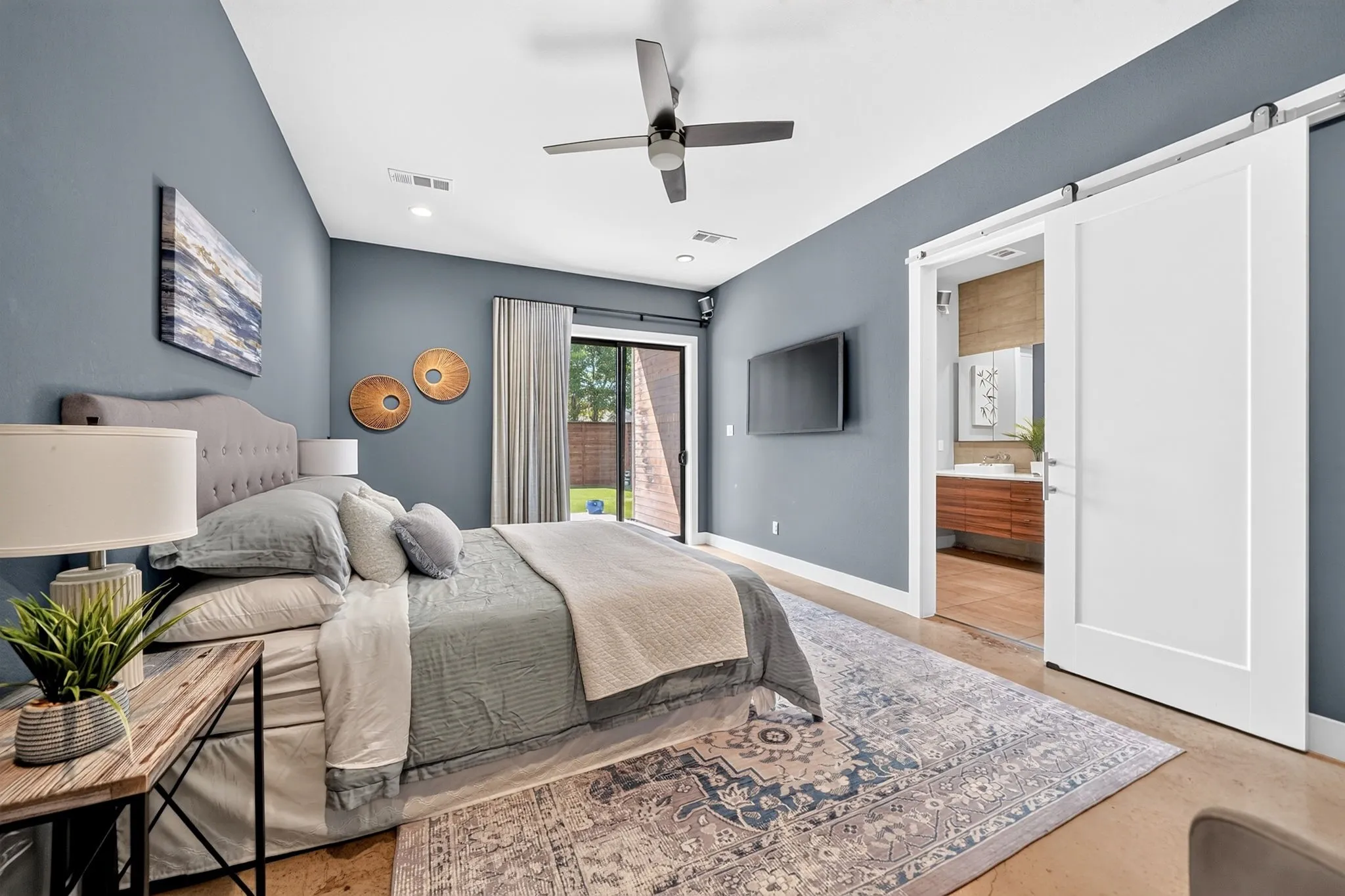Single Family Residence For Sale in Dallas County , 4234 Merrell Road, Dallas, Texas 75229, 4 Bedroom, 5 Bathroom, 2 Garage spaces, 3,663 Sqft, built in 2018, mls#21391414, Real Estate Agent in Dallas, Homes For Sale in Dallas county, Homes For Sale in Dallas, Realtor in Dallas Texas, Real Estate Brokerage Independent Realty Texas, Luminita Cordes Realtor
