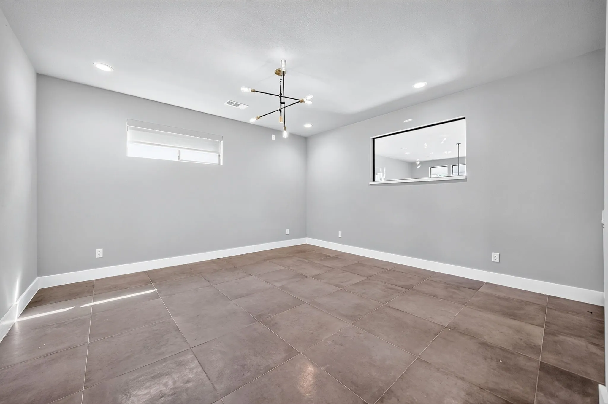 Single Family Residence For Sale in Dallas County , 4234 Merrell Road, Dallas, Texas 75229, 4 Bedroom, 5 Bathroom, 2 Garage spaces, 3,663 Sqft, built in 2018, mls#21391414, Real Estate Agent in Dallas, Homes For Sale in Dallas county, Homes For Sale in Dallas, Realtor in Dallas Texas, Real Estate Brokerage Independent Realty Texas, Luminita Cordes Realtor