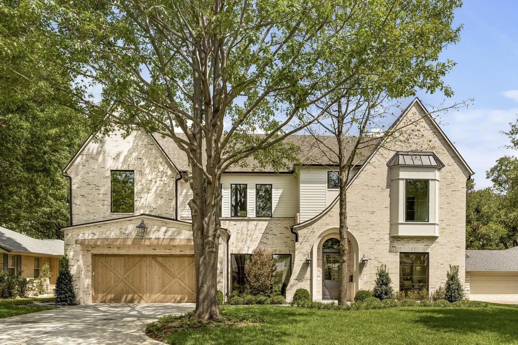 Single Family Residence For Sale