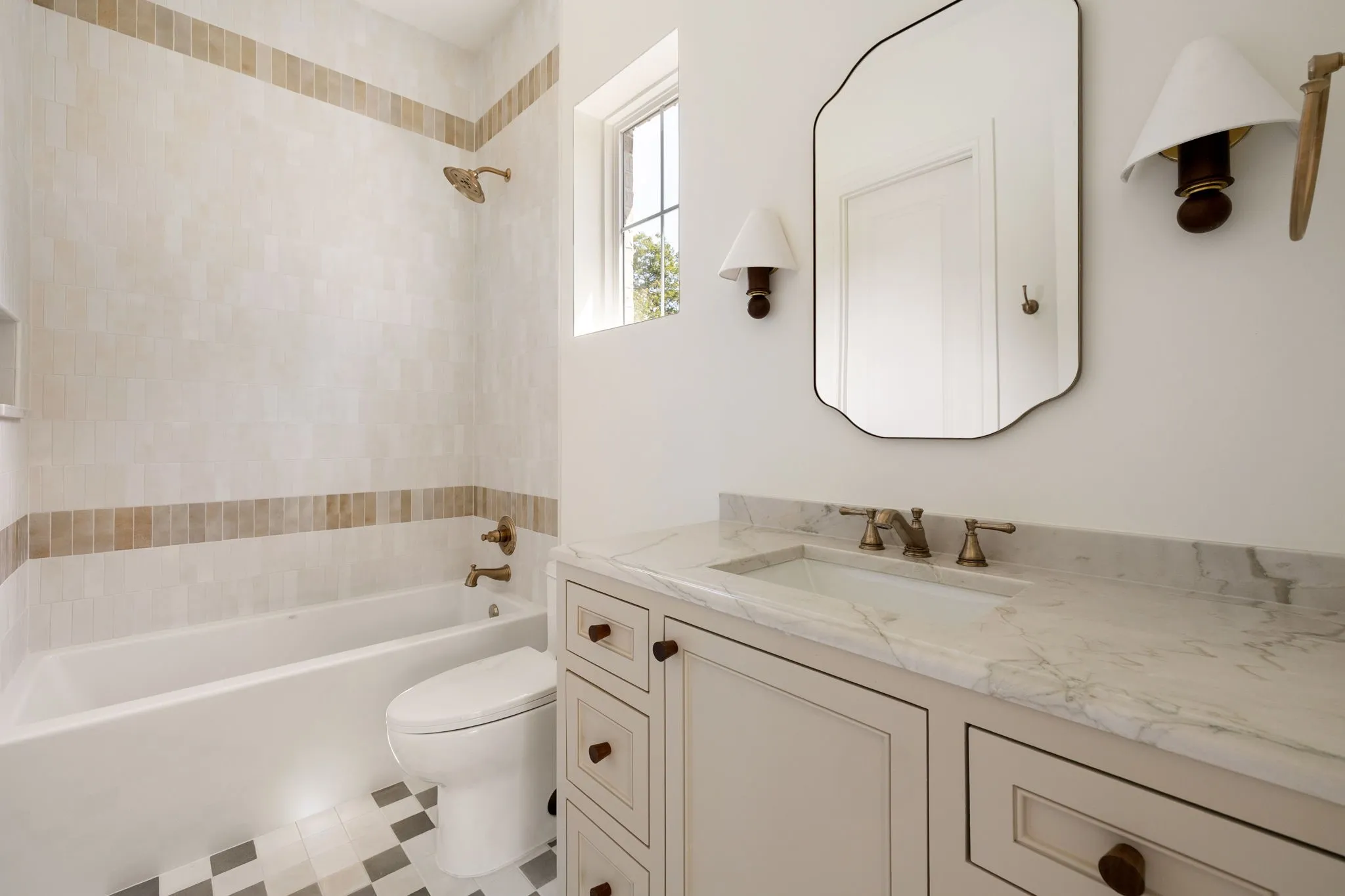 Single Family Residence For Sale in Dallas County , 652 Harter Road, Dallas, Texas 75218, 5 Bedroom, 6 Bathroom, 2 Garage spaces, 4,659 Sqft, built in 2026, mls#21391560, Real Estate Agent in Dallas, Homes For Sale in Dallas county, Homes For Sale in Dallas, Realtor in Dallas Texas, Real Estate Brokerage Independent Realty Texas, Luminita Cordes Realtor
