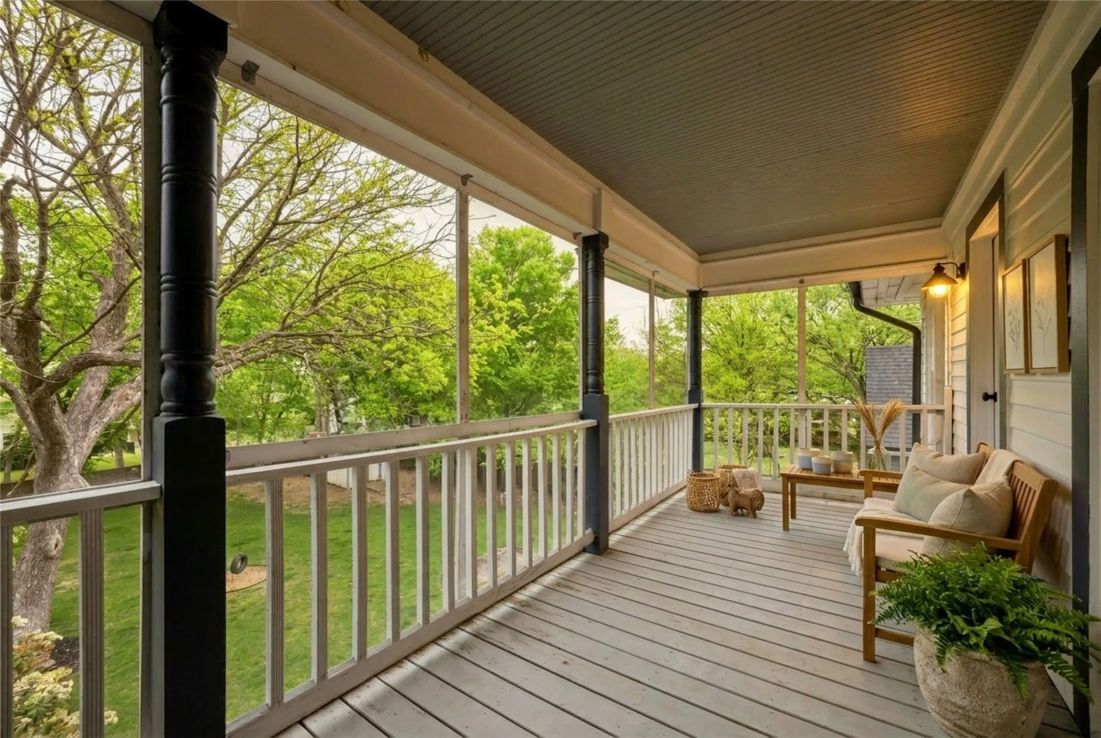 Single Family Residence For Sale in Collin County , 610 N Church Street, Mc Kinney, Texas 75069, 6 Bedroom, 4 Bathroom, 2 Garage spaces, 4,746 Sqft, built in 1895, mls#21391852, Real Estate Agent in Mc Kinney, Homes For Sale in Collin county, Homes For Sale in Mc Kinney, Realtor in Mc Kinney Texas, Real Estate Brokerage Independent Realty Texas, Luminita Cordes Realtor