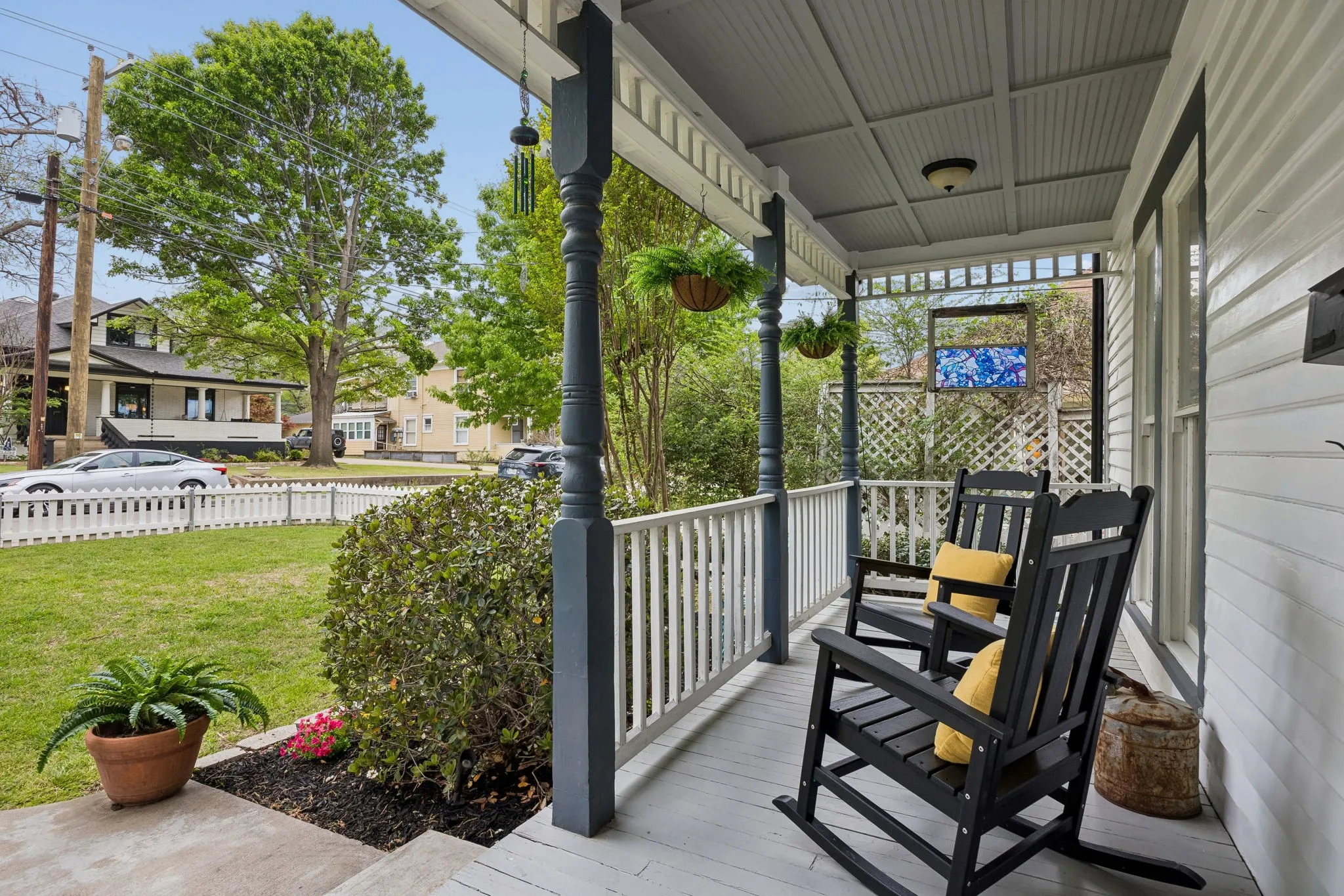 Single Family Residence For Sale in Collin County , 610 N Church Street, Mc Kinney, Texas 75069, 6 Bedroom, 4 Bathroom, 2 Garage spaces, 4,746 Sqft, built in 1895, mls#21391852, Real Estate Agent in Mc Kinney, Homes For Sale in Collin county, Homes For Sale in Mc Kinney, Realtor in Mc Kinney Texas, Real Estate Brokerage Independent Realty Texas, Luminita Cordes Realtor