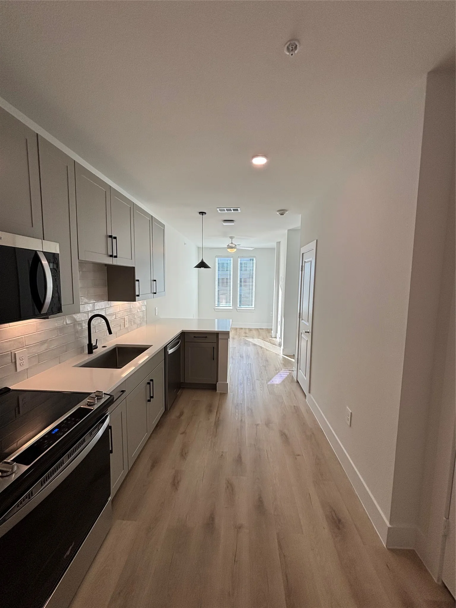 Apartment For Rent