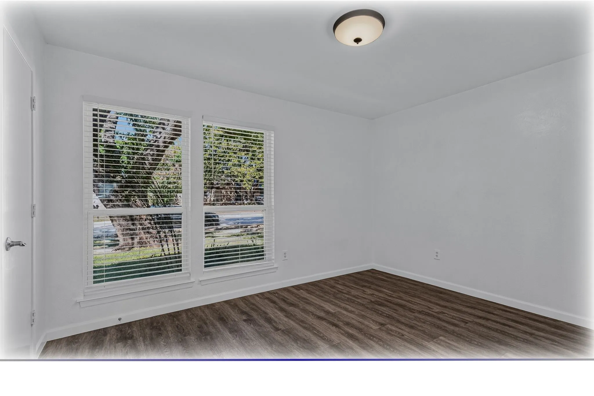 Single Family Residence For Sale in Tarrant County , 405 Anita Avenue, Keller, Texas 76248, 3 Bedroom, 2 Bathroom, 2 Garage spaces, 1,392 Sqft, built in 1978, mls#21389774, Real Estate Agent in Keller, Homes For Sale in Tarrant county, Homes For Sale in Keller, Realtor in Keller Texas, Real Estate Brokerage Independent Realty Texas, Luminita Cordes Realtor