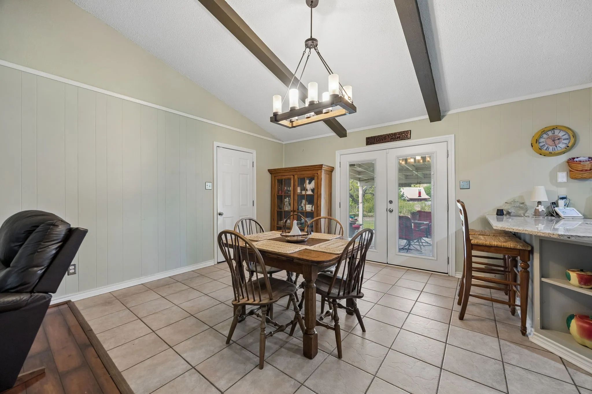 Single Family Residence For Sale in Collin County , 1060 Old Stacy Road, Fairview, Texas 75069, 3 Bedroom, 2 Bathroom, 2 Garage spaces, 1,390 Sqft, built in 1974, mls#21388306, Real Estate Agent in Fairview, Homes For Sale in Collin county, Homes For Sale in Fairview, Realtor in Fairview Texas, Real Estate Brokerage Independent Realty Texas, Luminita Cordes Realtor