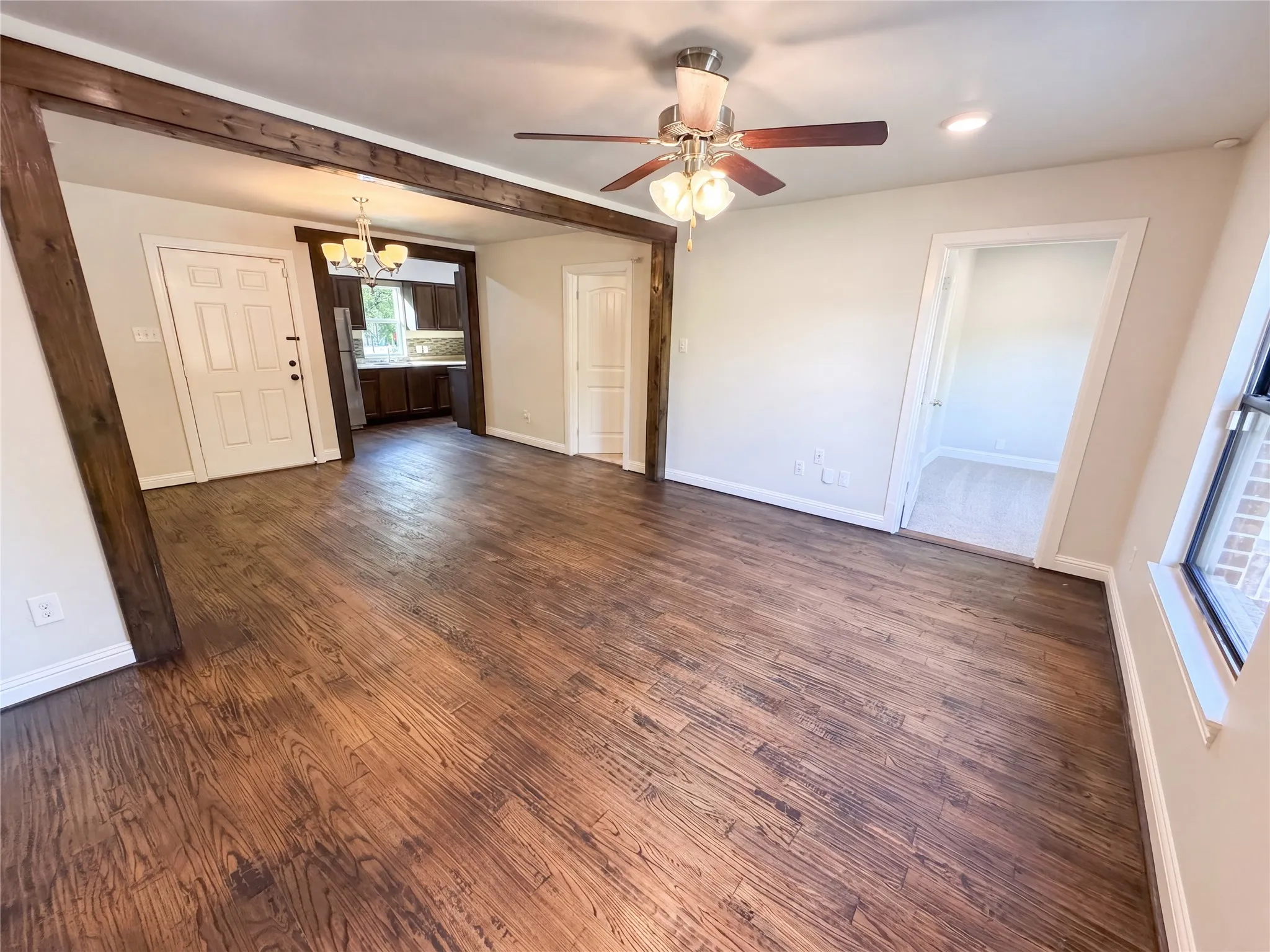 Single Family Residence For Sale in Dallas County , 2810 Fordham Road, Dallas, Texas 75216, 3 Bedroom, 2 Bathroom, Garage spaces, 1,186 Sqft, built in 1948, mls#21388685, Real Estate Agent in Dallas, Homes For Sale in Dallas county, Homes For Sale in Dallas, Realtor in Dallas Texas, Real Estate Brokerage Independent Realty Texas, Luminita Cordes Realtor