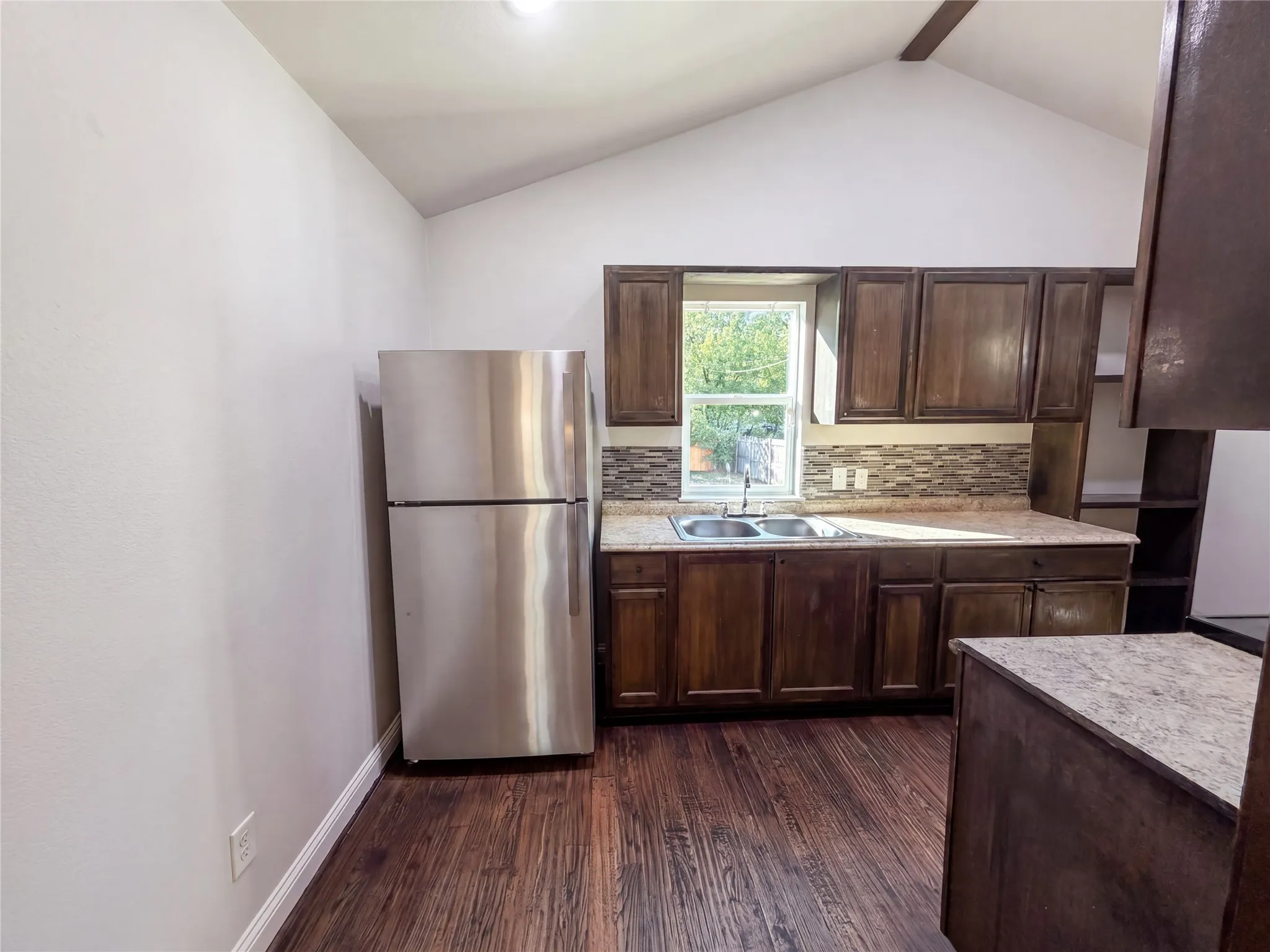 Single Family Residence For Sale in Dallas County , 2810 Fordham Road, Dallas, Texas 75216, 3 Bedroom, 2 Bathroom, Garage spaces, 1,186 Sqft, built in 1948, mls#21388685, Real Estate Agent in Dallas, Homes For Sale in Dallas county, Homes For Sale in Dallas, Realtor in Dallas Texas, Real Estate Brokerage Independent Realty Texas, Luminita Cordes Realtor