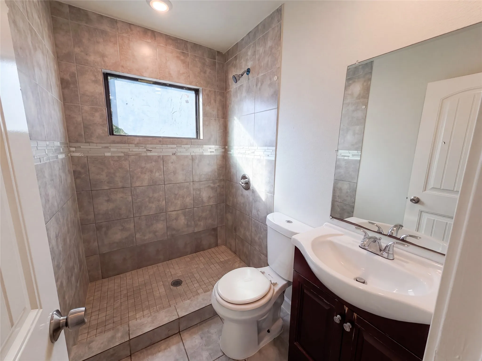Single Family Residence For Sale in Dallas County , 2810 Fordham Road, Dallas, Texas 75216, 3 Bedroom, 2 Bathroom, Garage spaces, 1,186 Sqft, built in 1948, mls#21388685, Real Estate Agent in Dallas, Homes For Sale in Dallas county, Homes For Sale in Dallas, Realtor in Dallas Texas, Real Estate Brokerage Independent Realty Texas, Luminita Cordes Realtor
