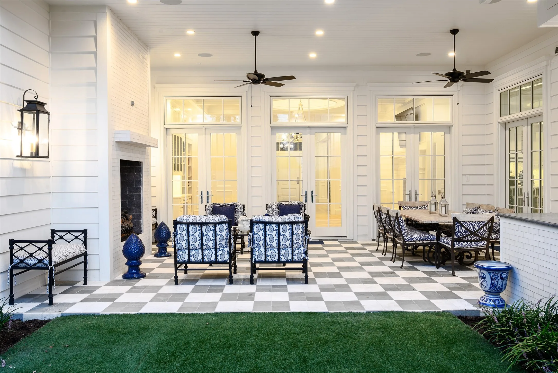 Single Family Residence For Sale in Dallas County , 3736 Potomac Avenue, Highland Park, Texas 75205, 7 Bedroom, 8 Bathroom, 3 Garage spaces, 10,914 Sqft, built in 2020, mls#21391905, Real Estate Agent in Highland Park, Homes For Sale in Dallas county, Homes For Sale in Highland Park, Realtor in Highland Park Texas, Real Estate Brokerage Independent Realty Texas, Luminita Cordes Realtor