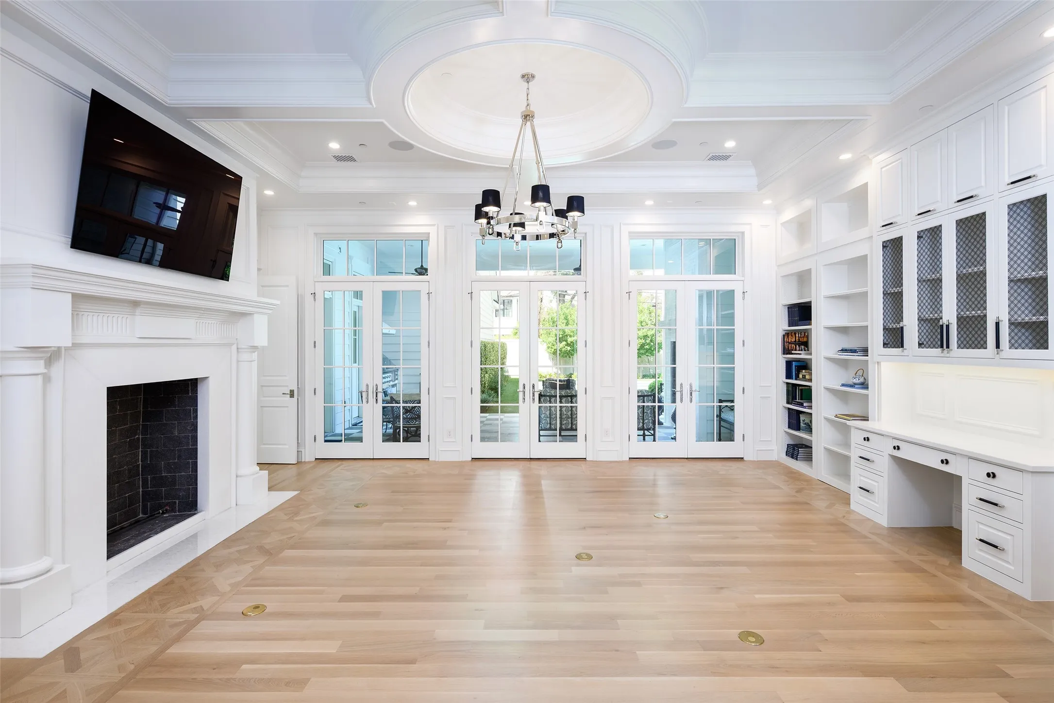 Single Family Residence For Sale in Dallas County , 3736 Potomac Avenue, Highland Park, Texas 75205, 7 Bedroom, 8 Bathroom, 3 Garage spaces, 10,914 Sqft, built in 2020, mls#21391905, Real Estate Agent in Highland Park, Homes For Sale in Dallas county, Homes For Sale in Highland Park, Realtor in Highland Park Texas, Real Estate Brokerage Independent Realty Texas, Luminita Cordes Realtor